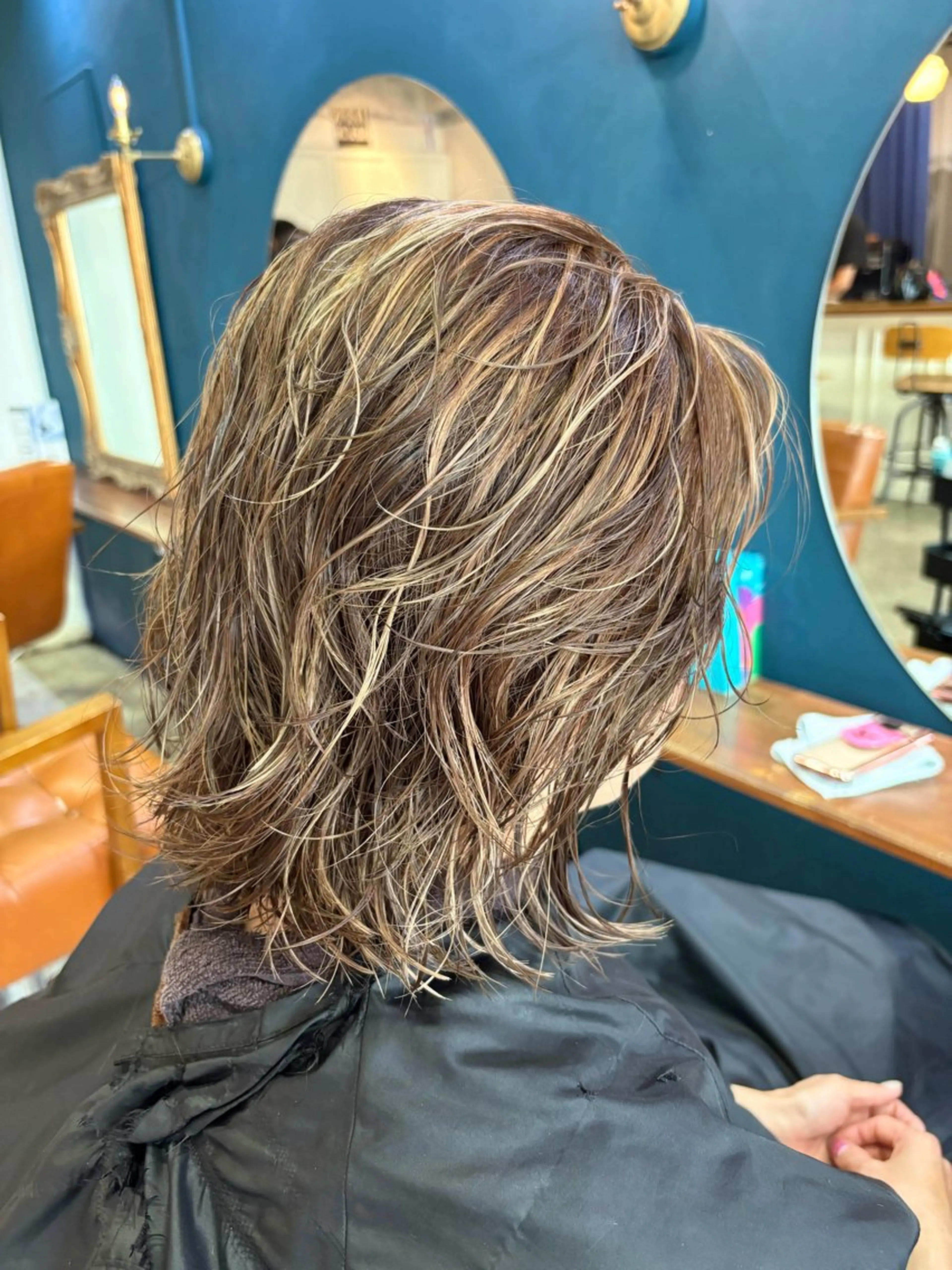 ミディアム カラー ヘアアレンジ ミディアムパーマ ベージュカラー ハイライトカラー ハイライト レイヤーカット カット ヘアカラー トリートメント 山崎 澪 レイヤーカット/大宮のヘアスタイル