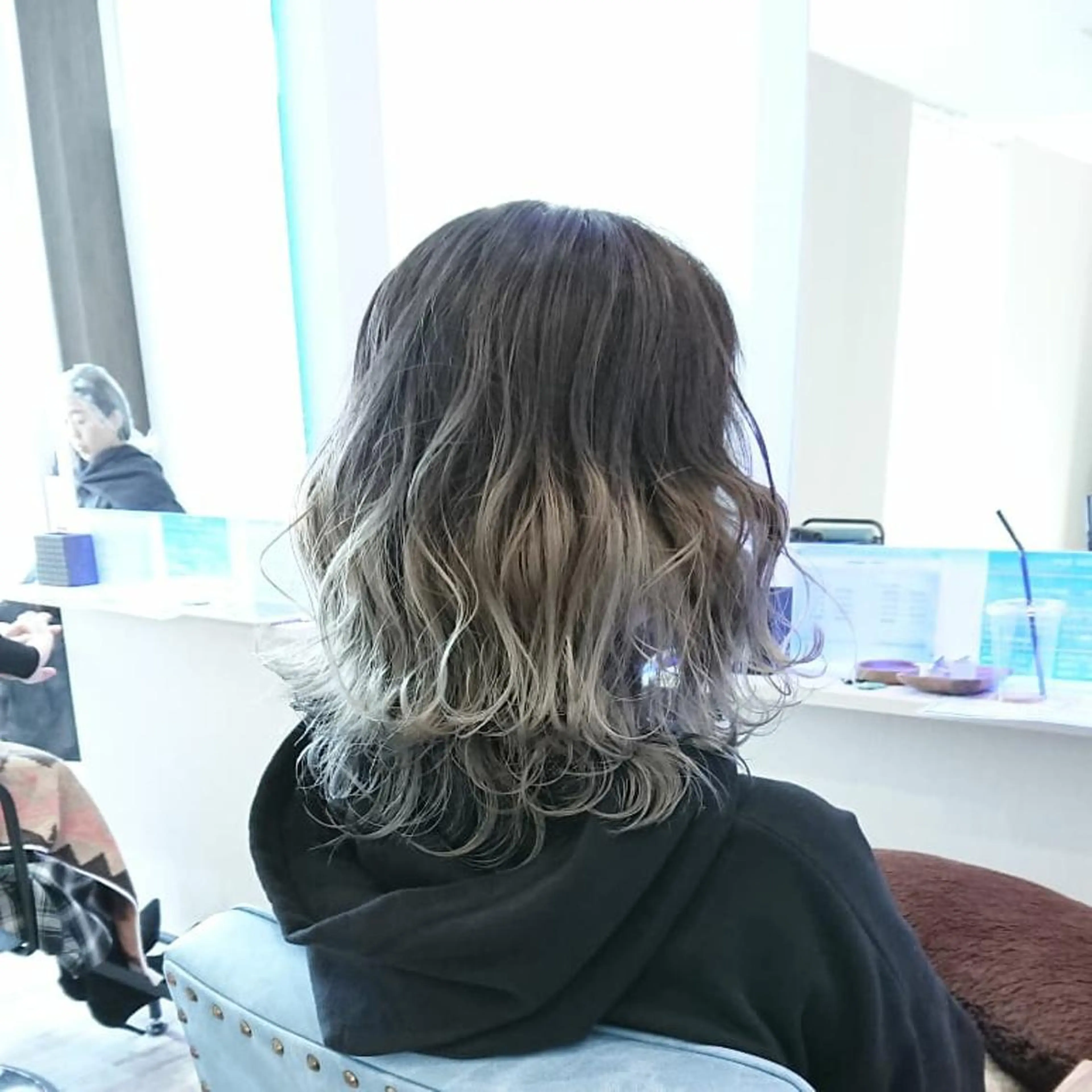 ミディアム カラー ヘアアレンジ 小林 伸行のヘアスタイル