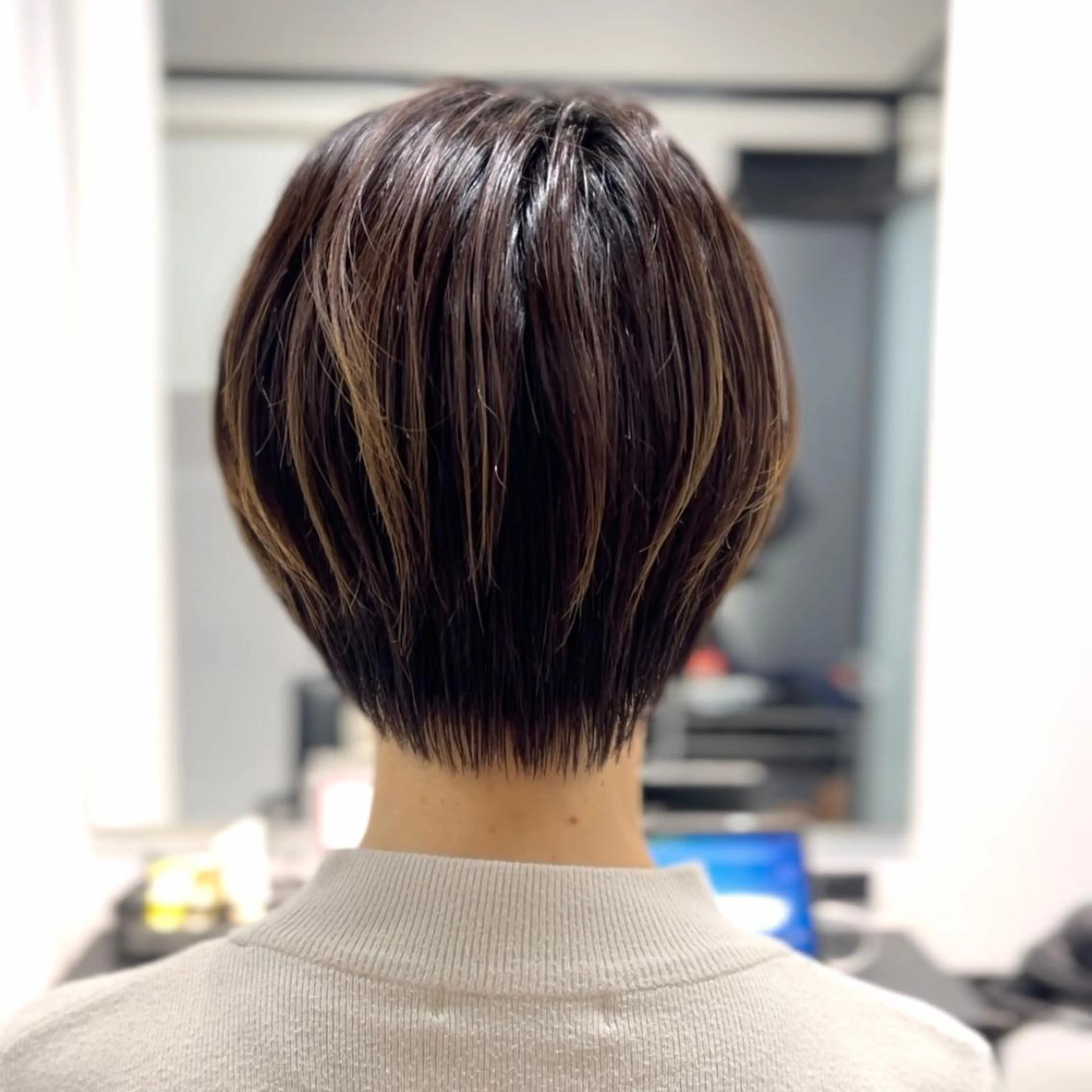 ショート ショートヘア、ボブ こやさん　コヤマのヘアスタイル