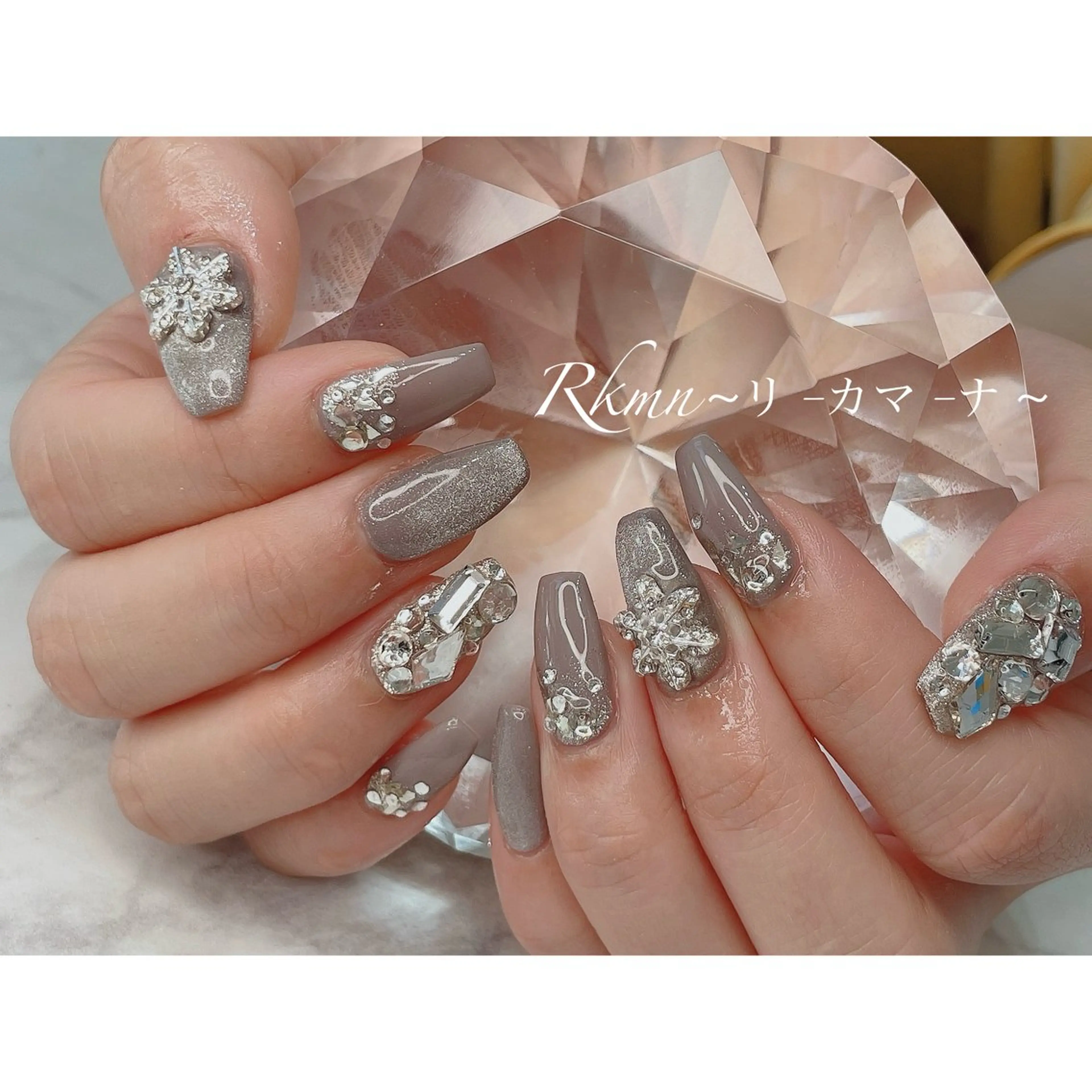 ネイル アートネイル キラキラネイル マグネットネイル 春ネイル ハンドネイル フットネイル ハンドケア Rkmn ~リ-カマ-ナ~のネイルデザイン