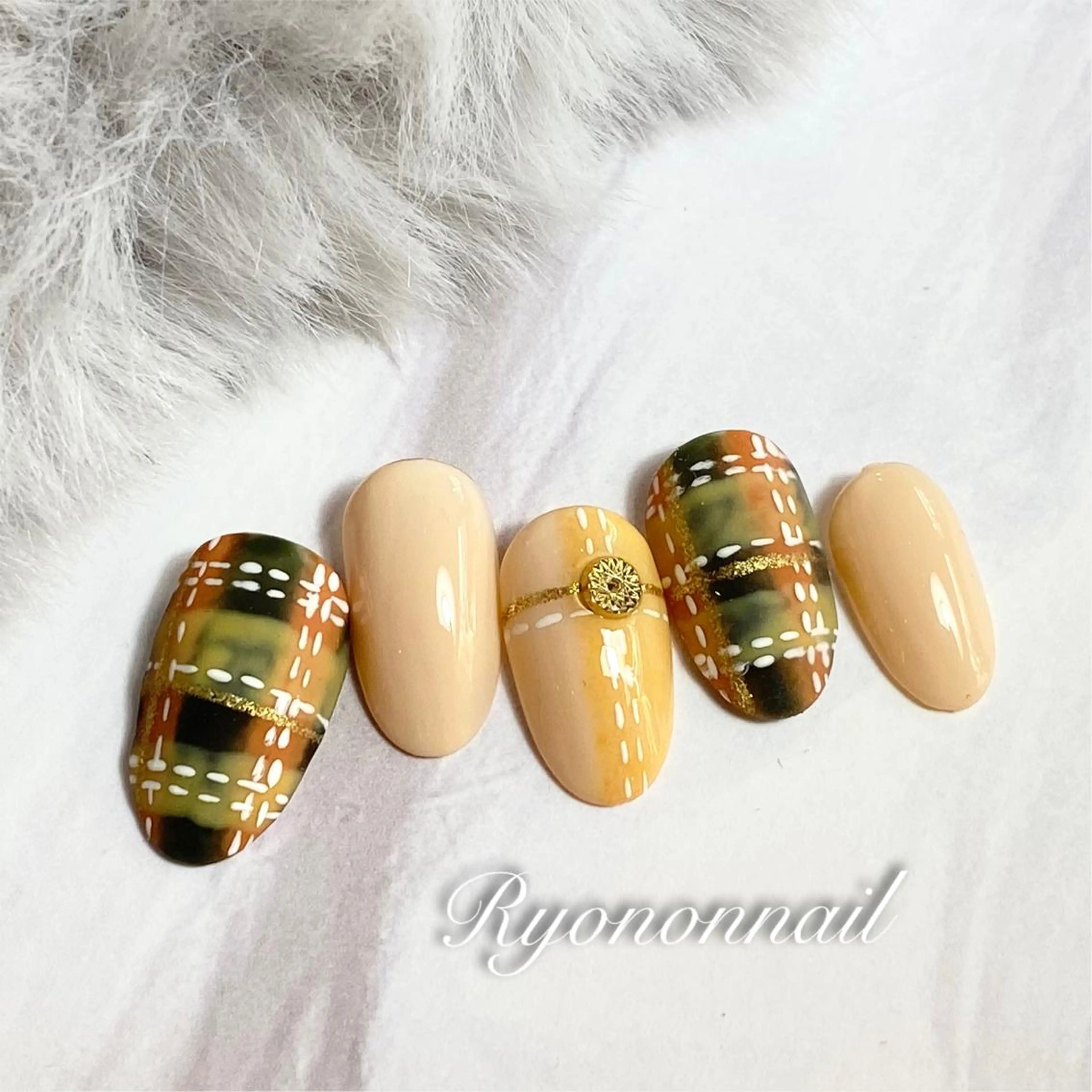 ネイル Ryononnail 上谷典子のネイルデザイン