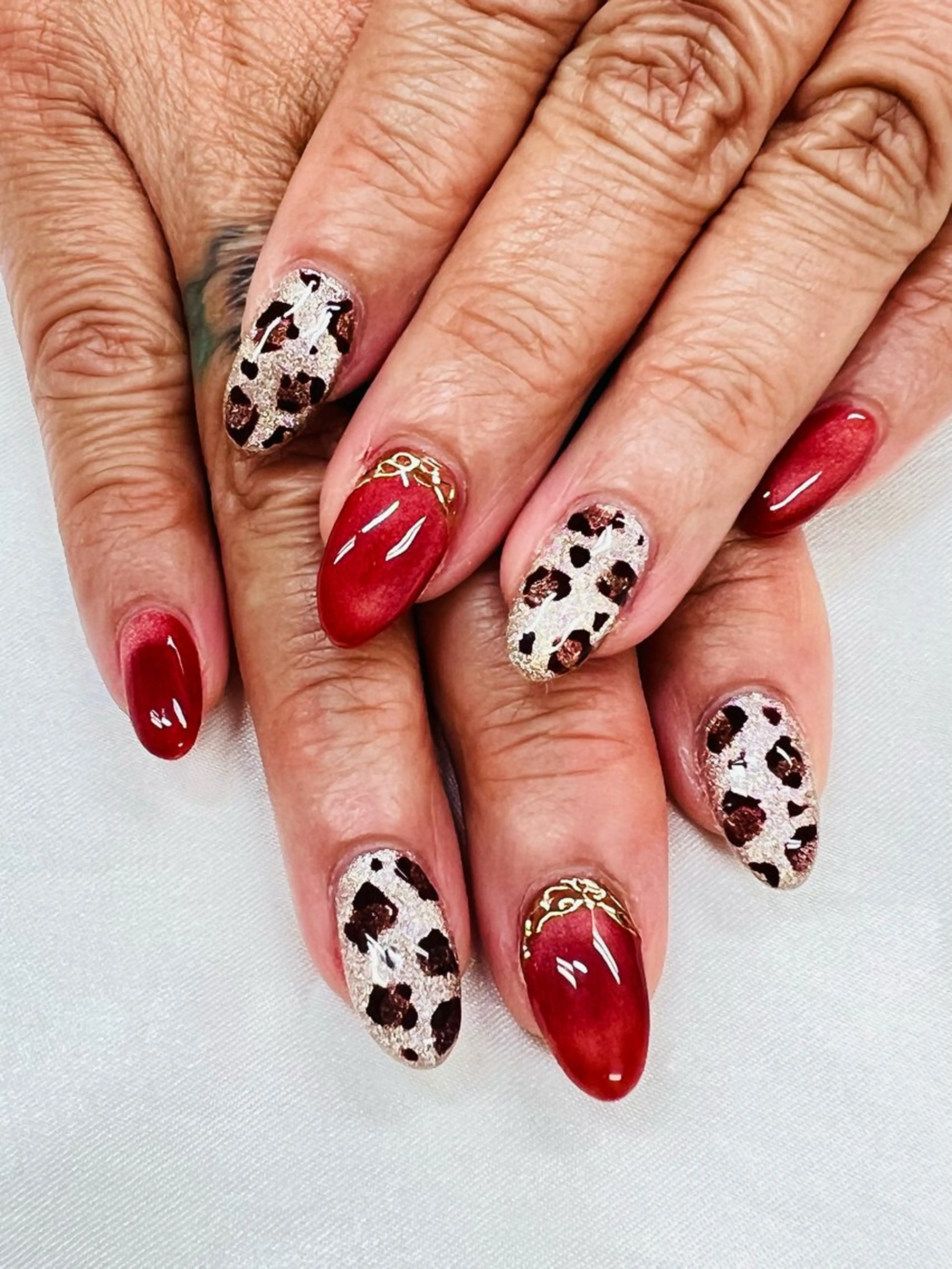 ネイル ユリシスネイル 担当近藤のネイルデザイン