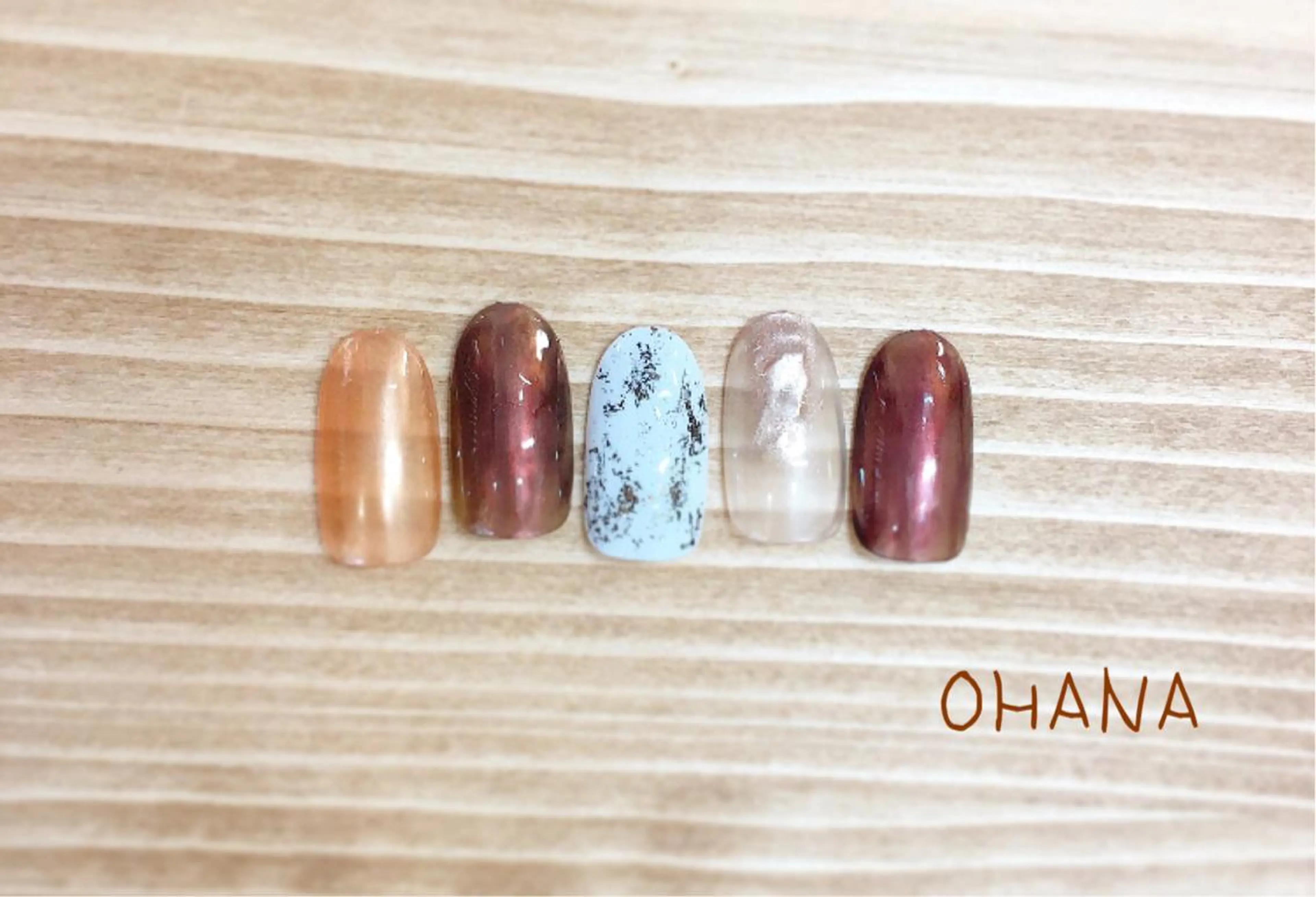 ネイル べっ甲ネイル フットネイル ラメ(グリッター) ラメグラデーション マグネットネイル nailroom  OHANA所属・nailroom OHANA🌴のネイルデザイン
