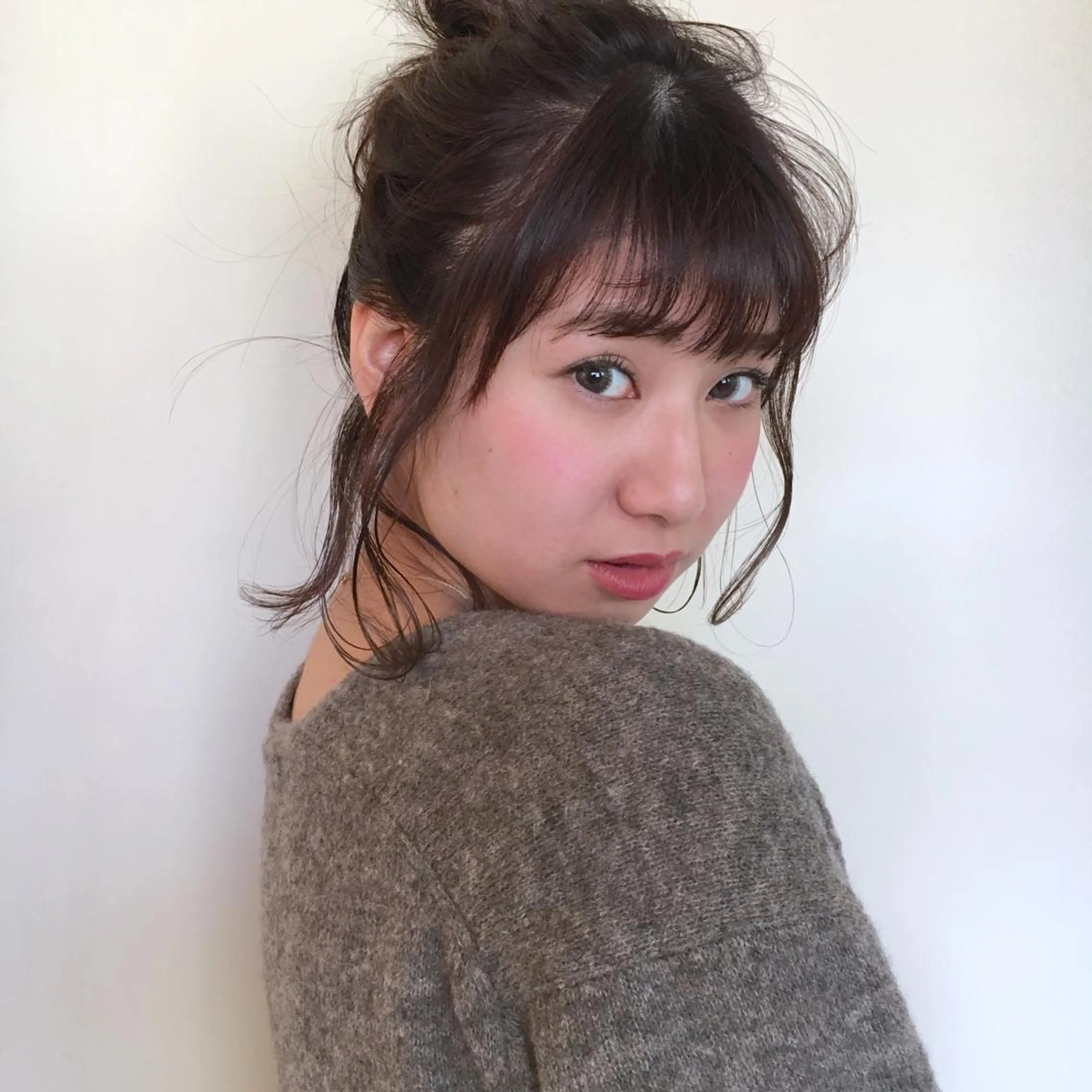 ショート カラー ヘアアレンジ ダブルカラー 薬院:今泉/上川美幸 ボブ/顔周りレイヤーのヘアスタイル