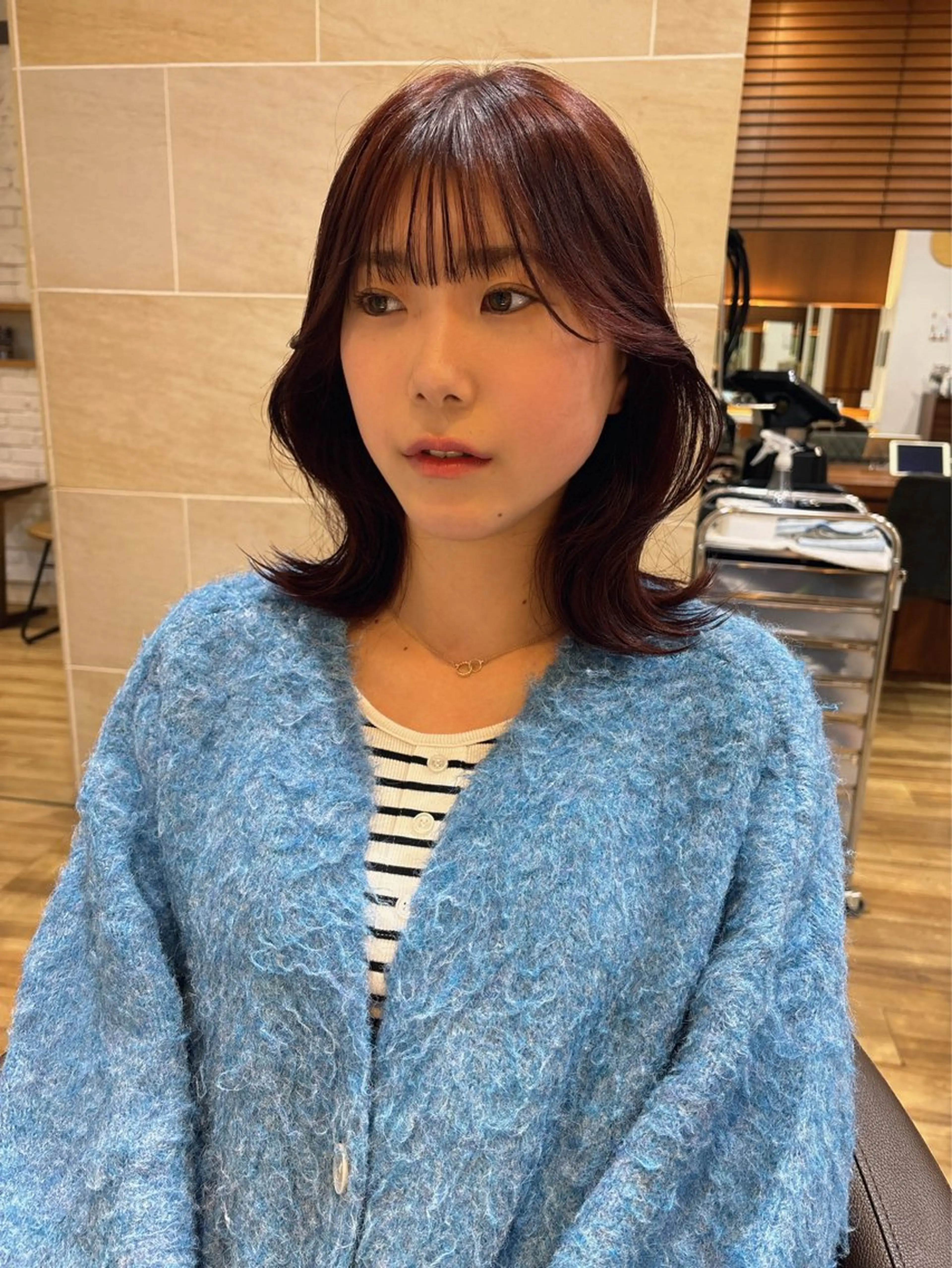 ミディアム カラー ピンクカラー ボブ くびれヘア カット ヘアカラー トリートメント レイヤーカット /透明感/千葉怜寿のヘアスタイル