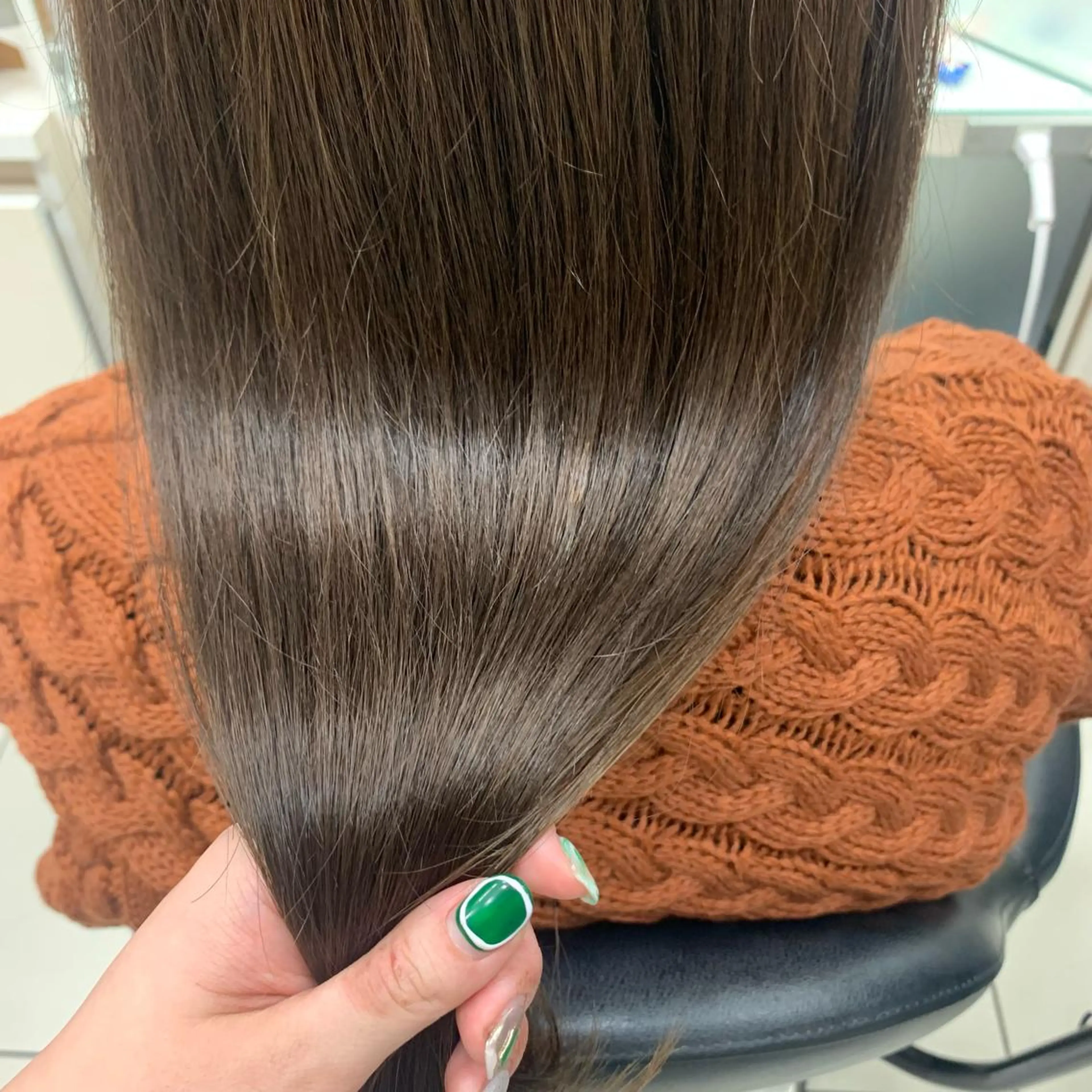 ロング カラー ベージュカラー ヘアカラー トリートメント ウスイ ハルカのヘアスタイル