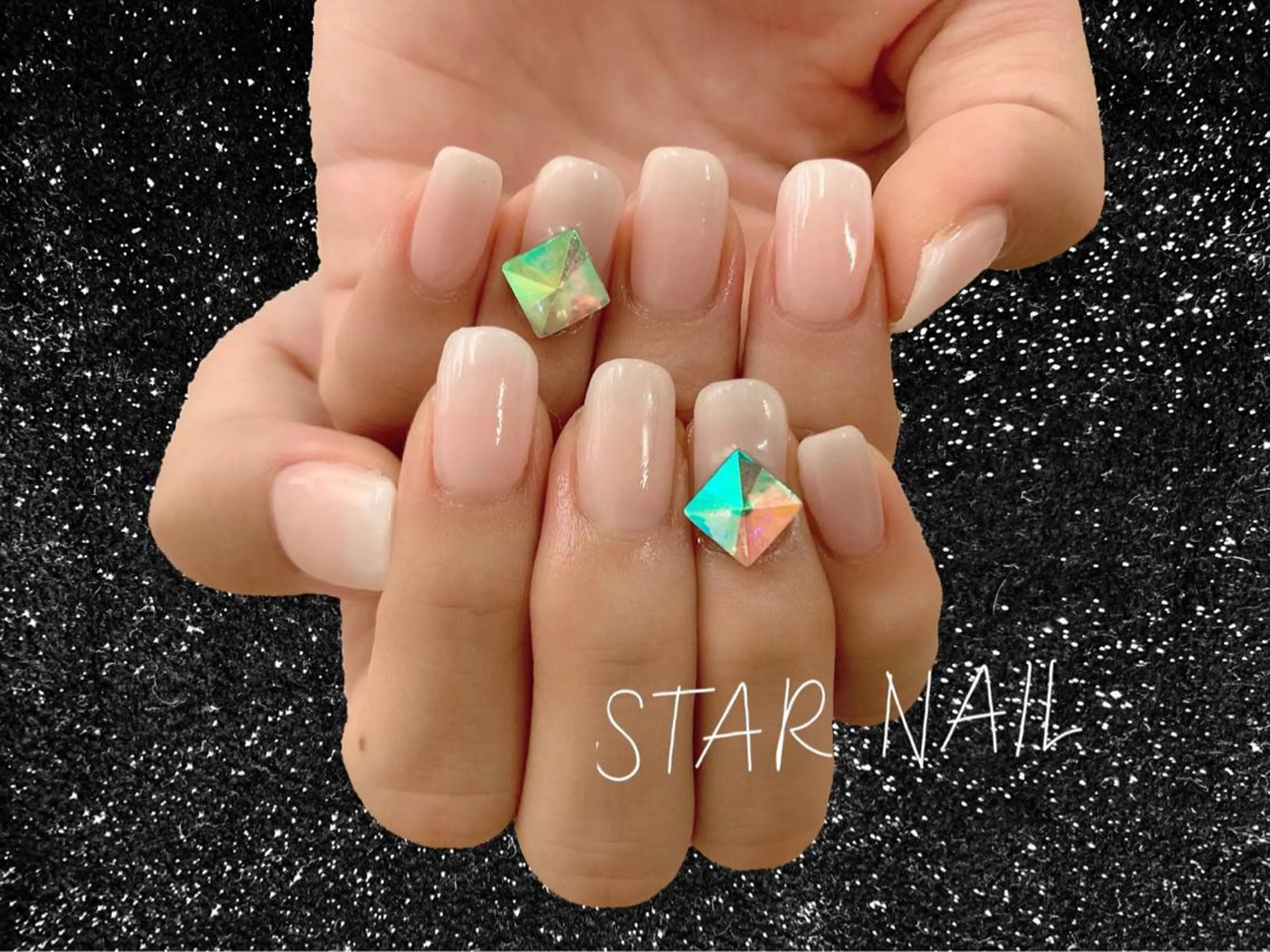 ネイル 持ち込み STAR NAILのネイルデザイン