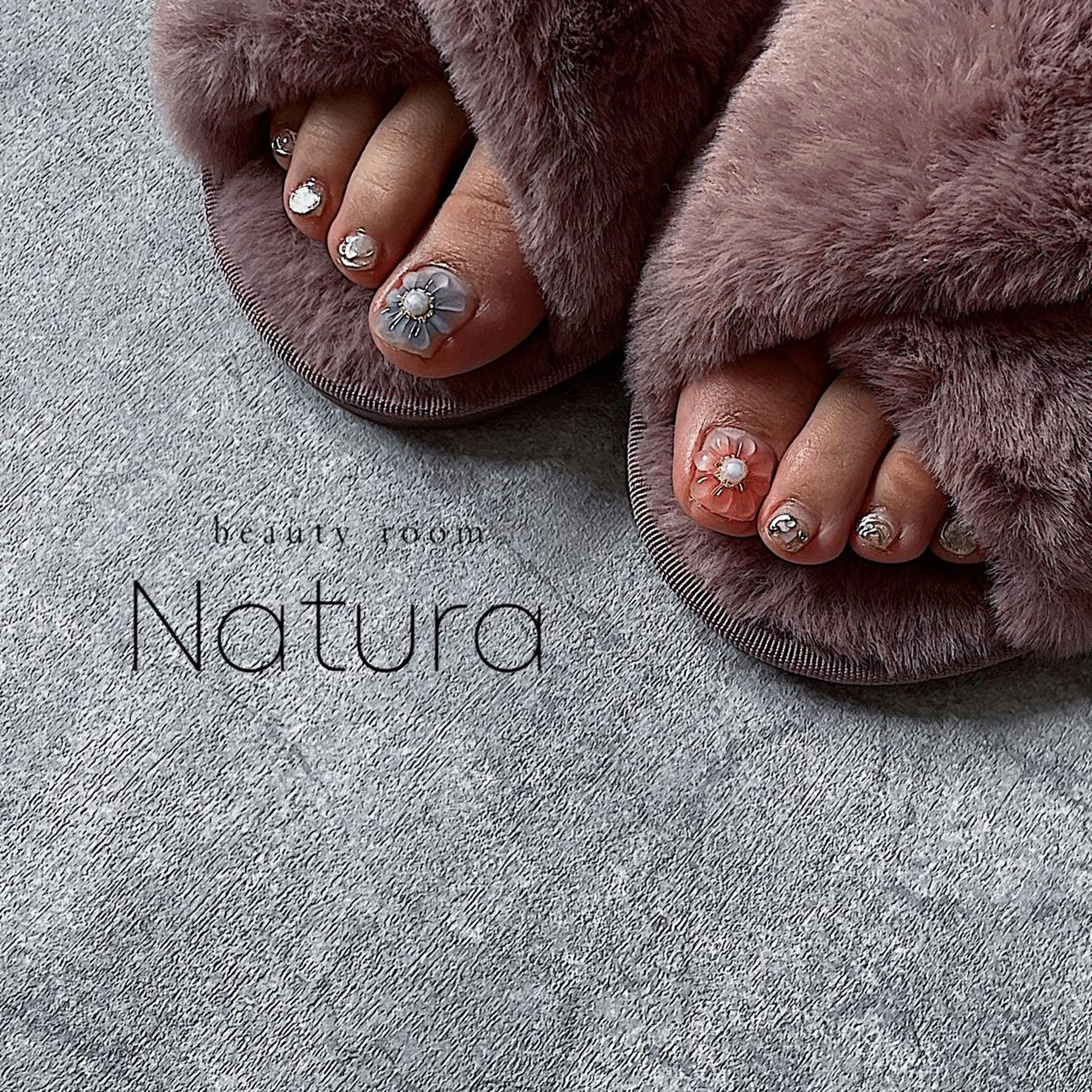 フット✦デザイン2本以上​〜​フルデザイン (オフ無し)の写真