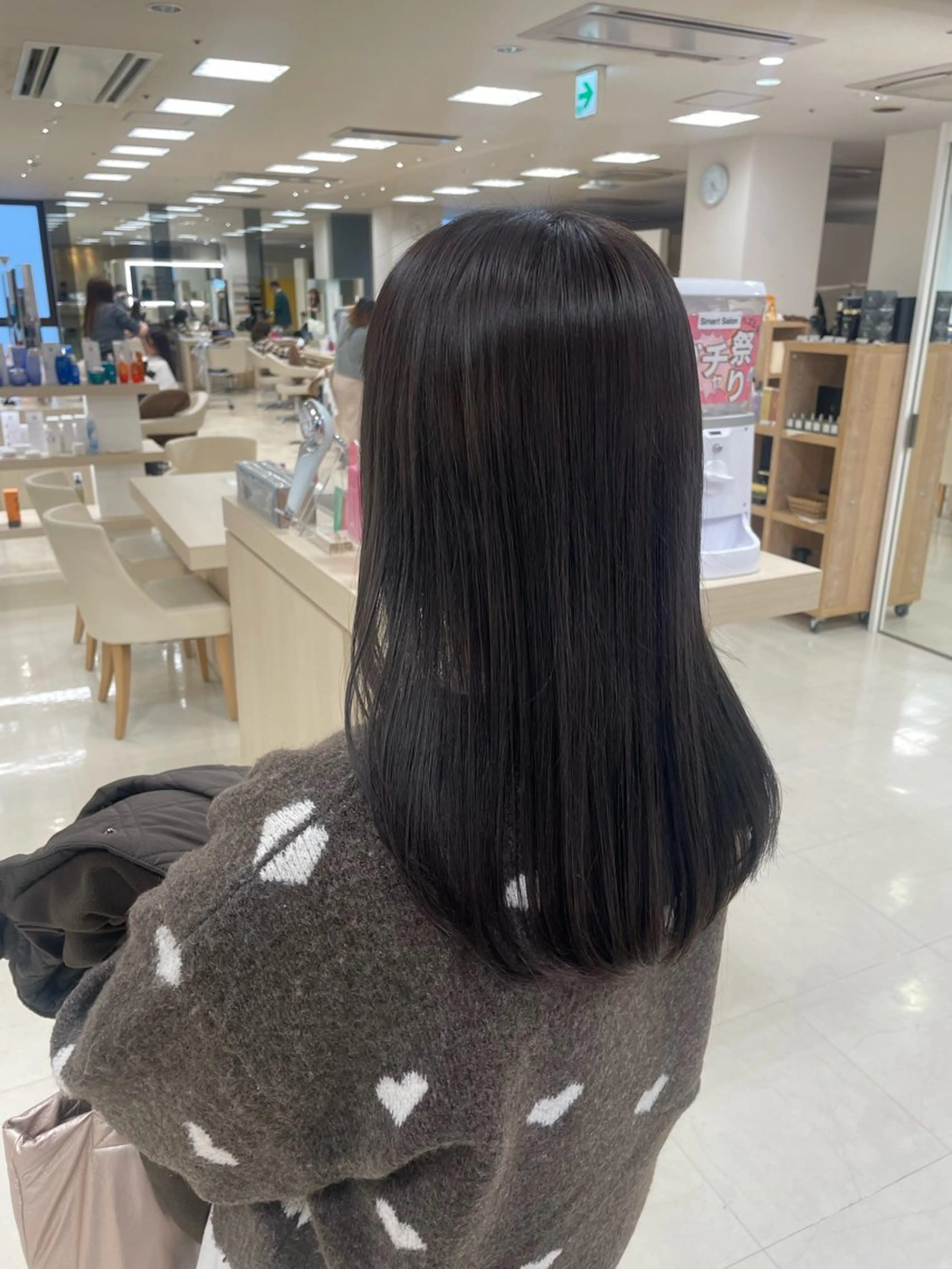 セミロング カラー 透明感ベージュ🎀 レイヤー/AOのヘアスタイル