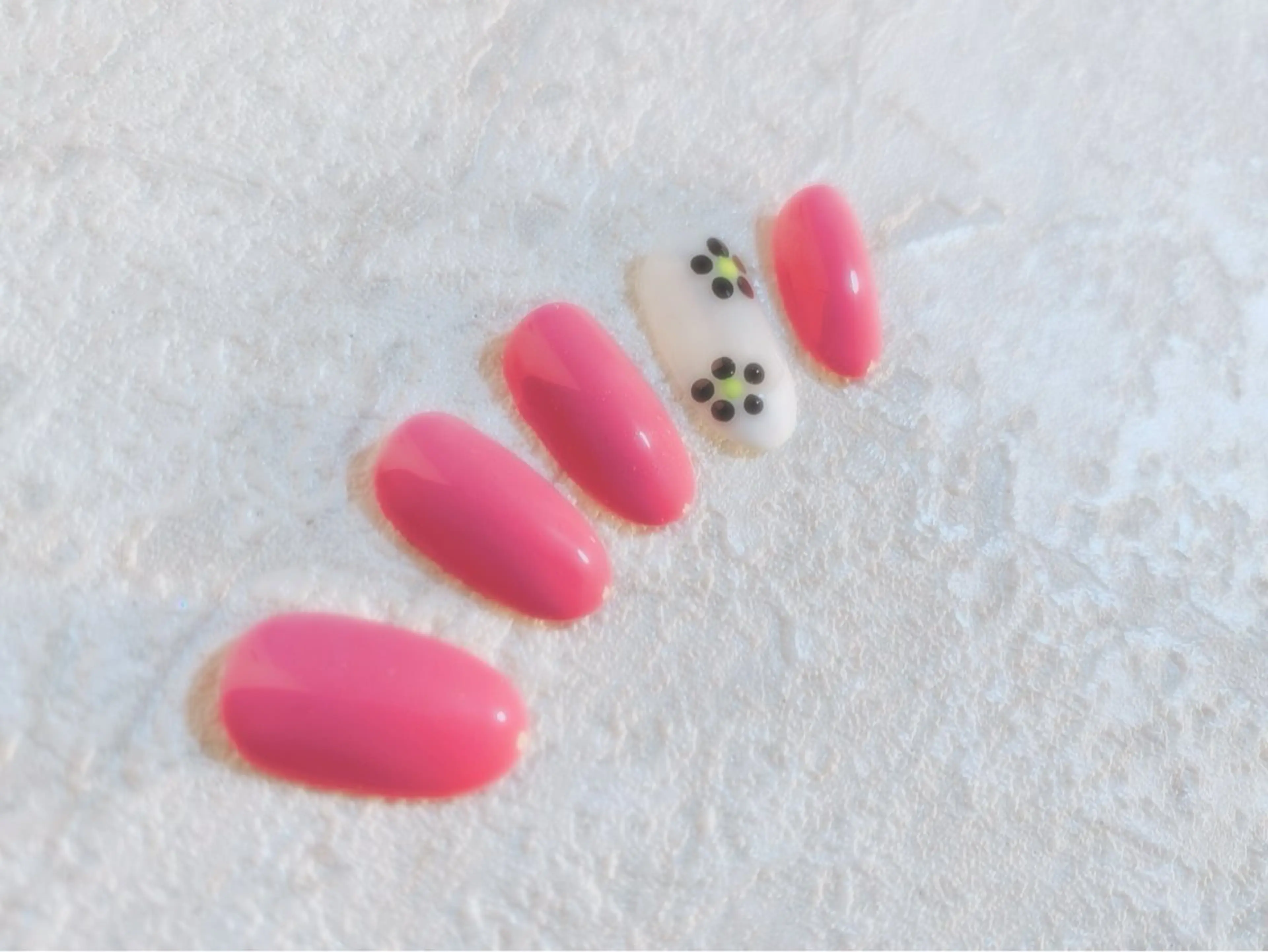 ネイル アートネイル ワンカラーネイル ハンドネイル puccimaSH 🫧Miuのネイルデザイン