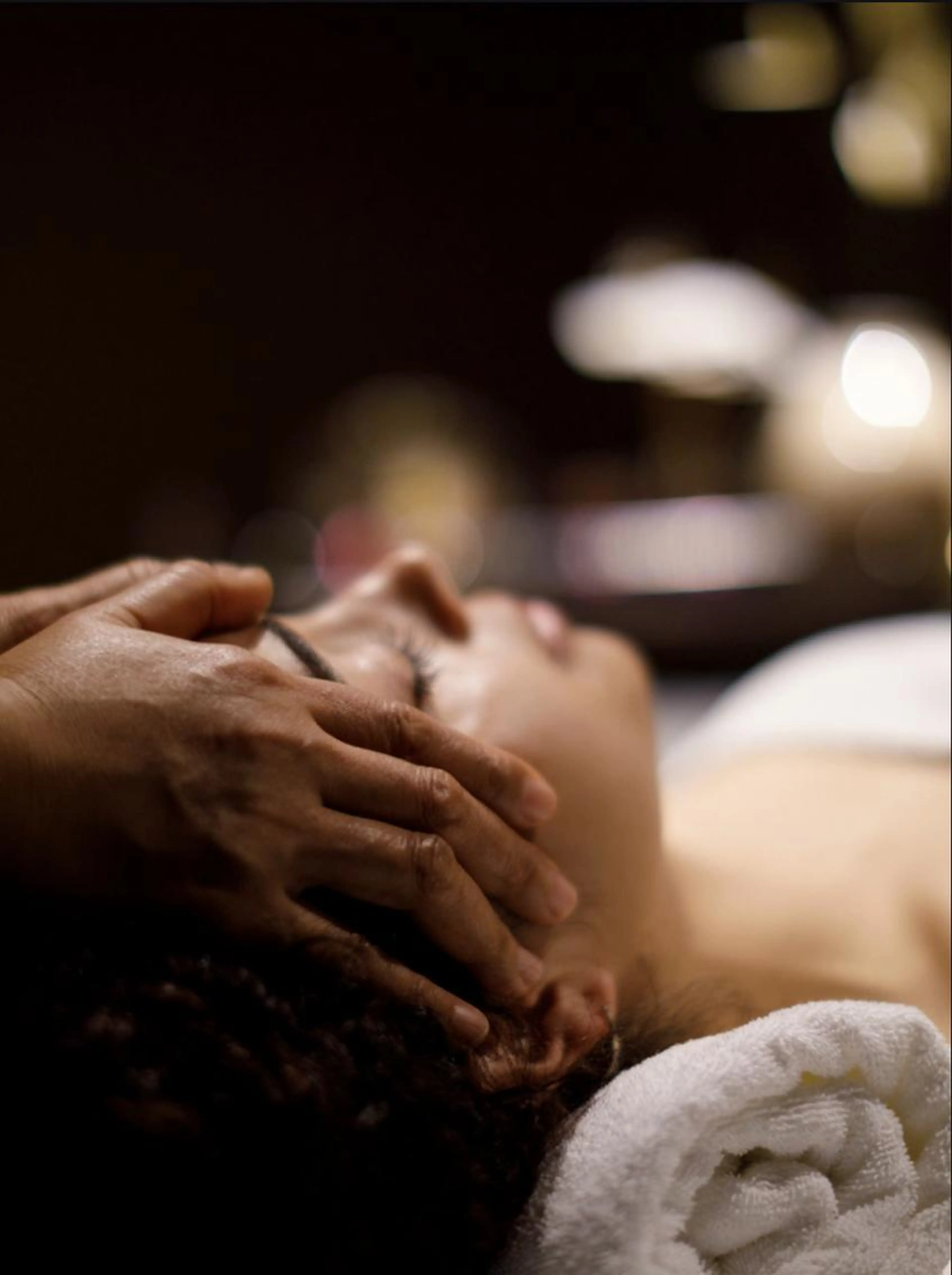 リラックスヘッドスパ(スパ15分シャンプー10分)+毛穴洗浄・シリコン除去+超音波トリートメントの写真