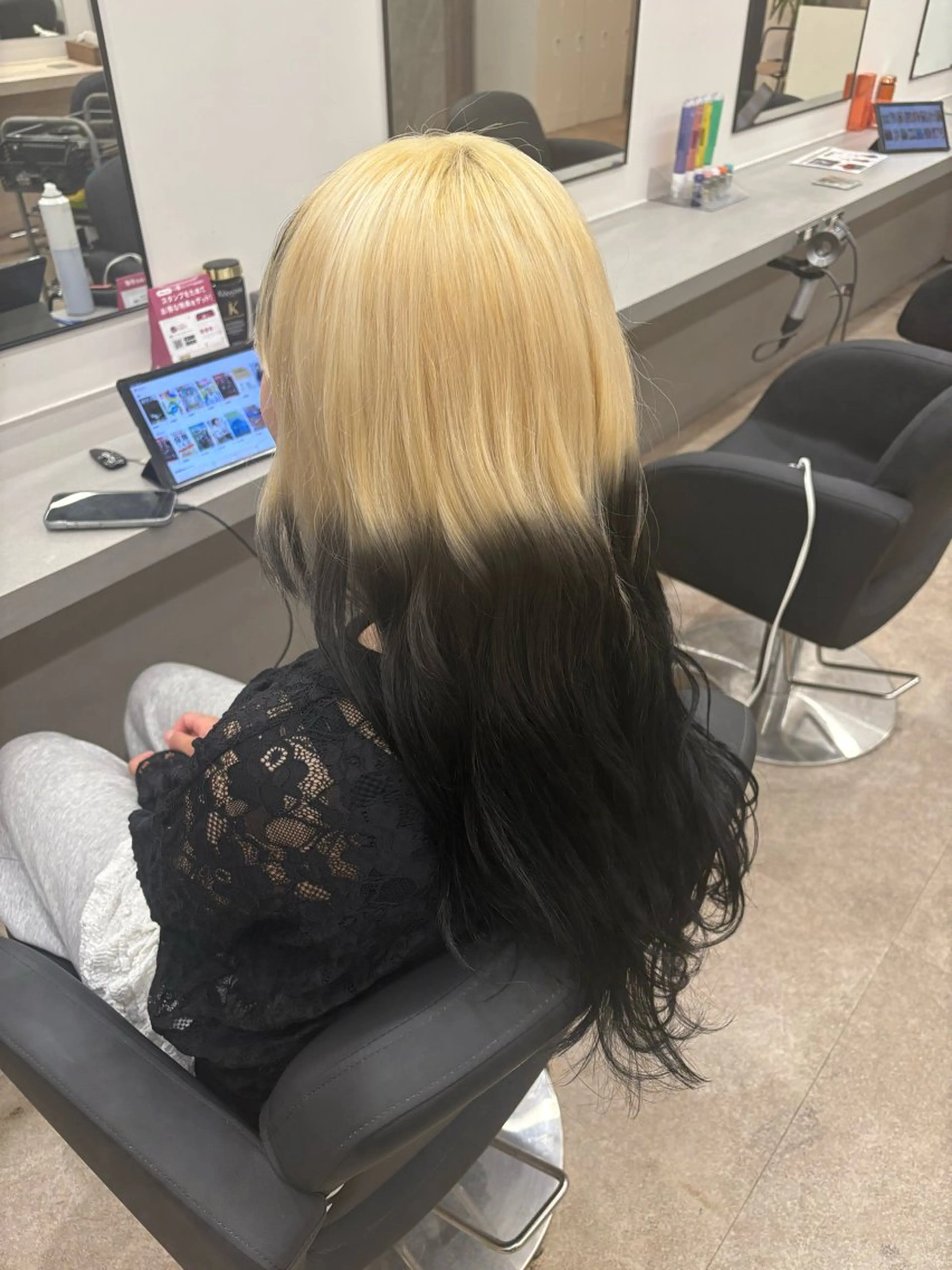 【🦋ルーツカラーしたい方限定🦋】残留あっても可愛くできます！ルーツカラー➕艶トリートメントサービス🌟の写真