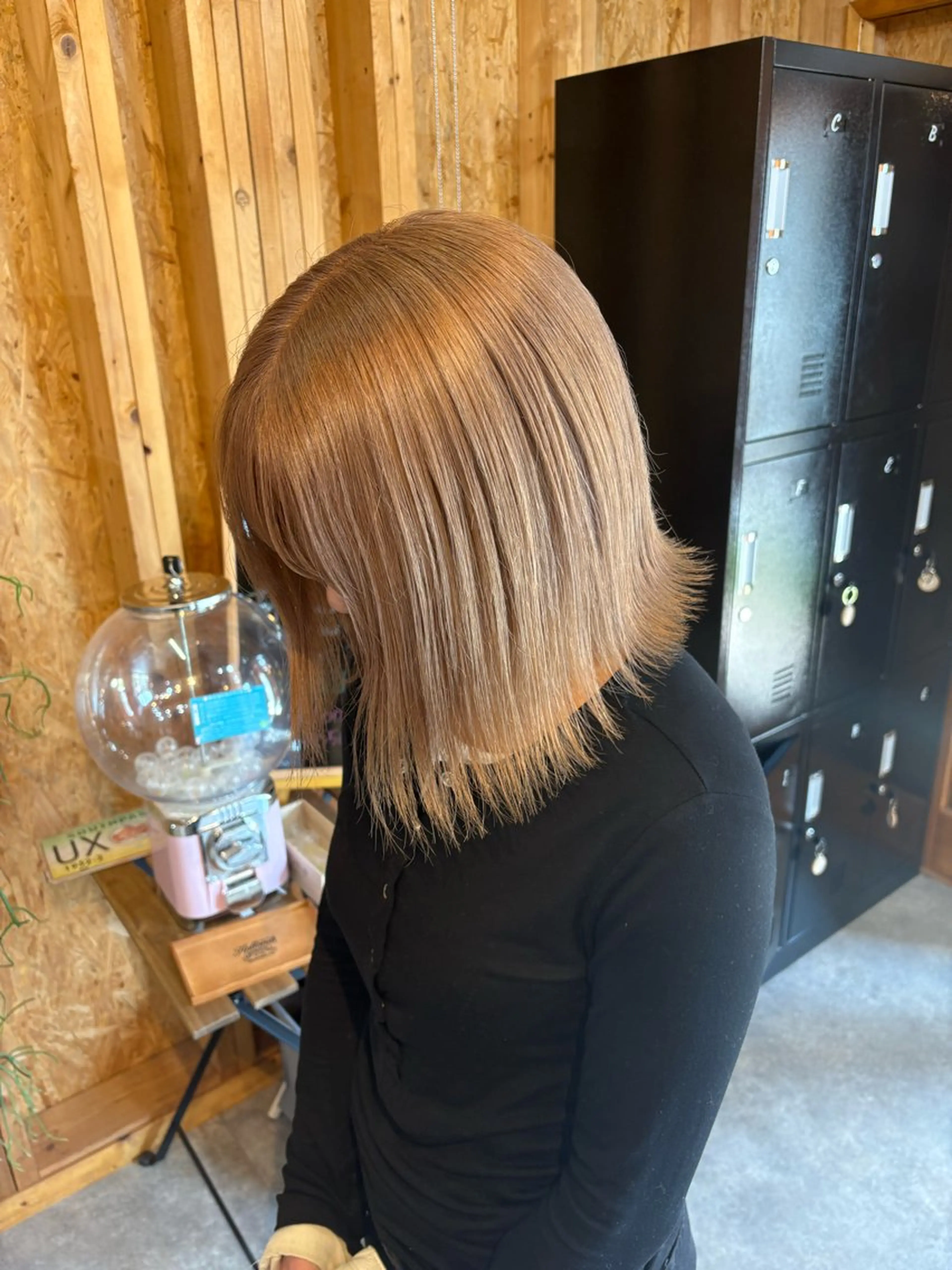 カラー まろみ暖色×ボブ ×chia🕯のヘアスタイル