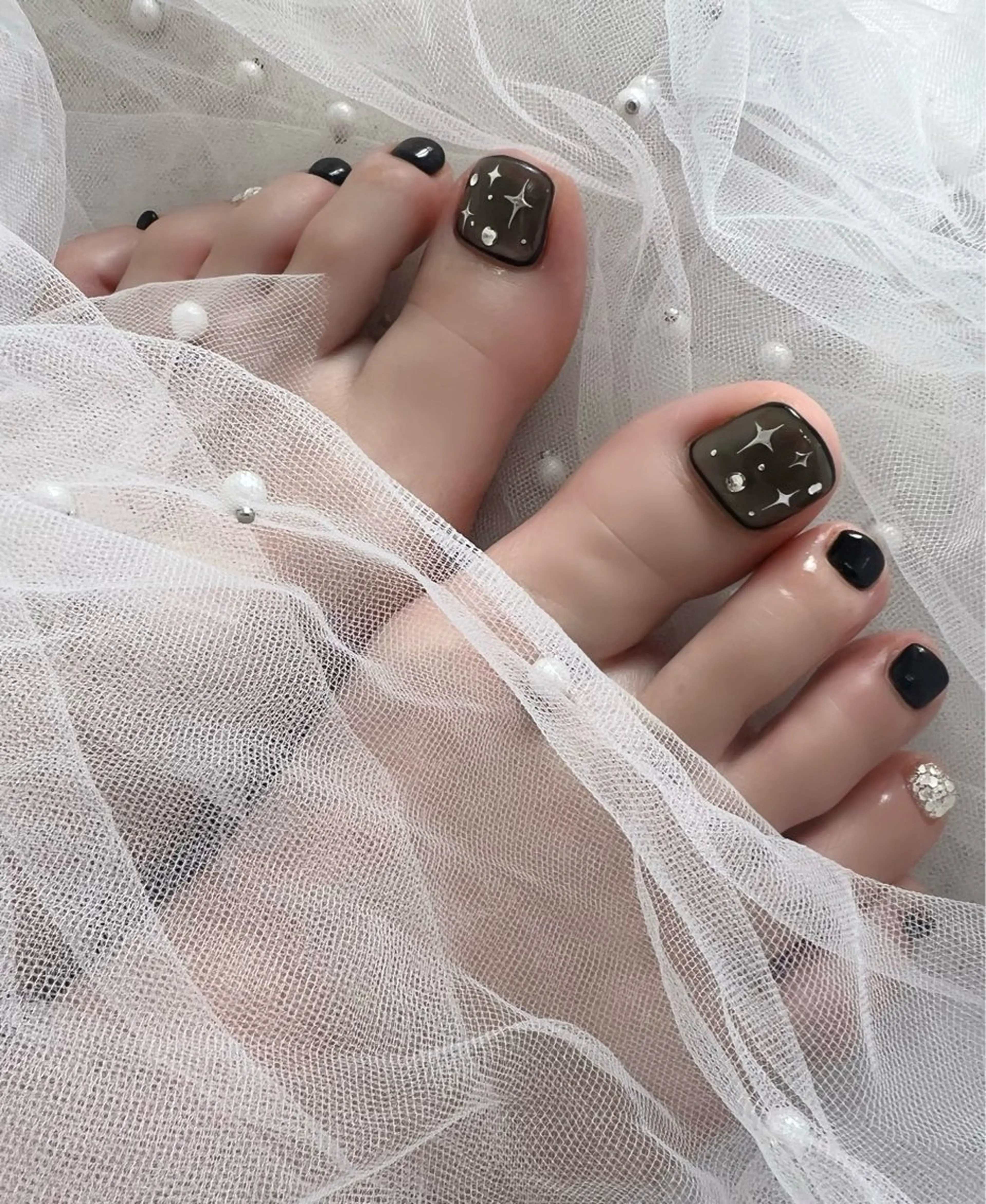 ネイル フットネイル ジェルネイル 韓国ネイル マグネットネイル シンプルネイル nail salon Lauleaのネイルデザイン