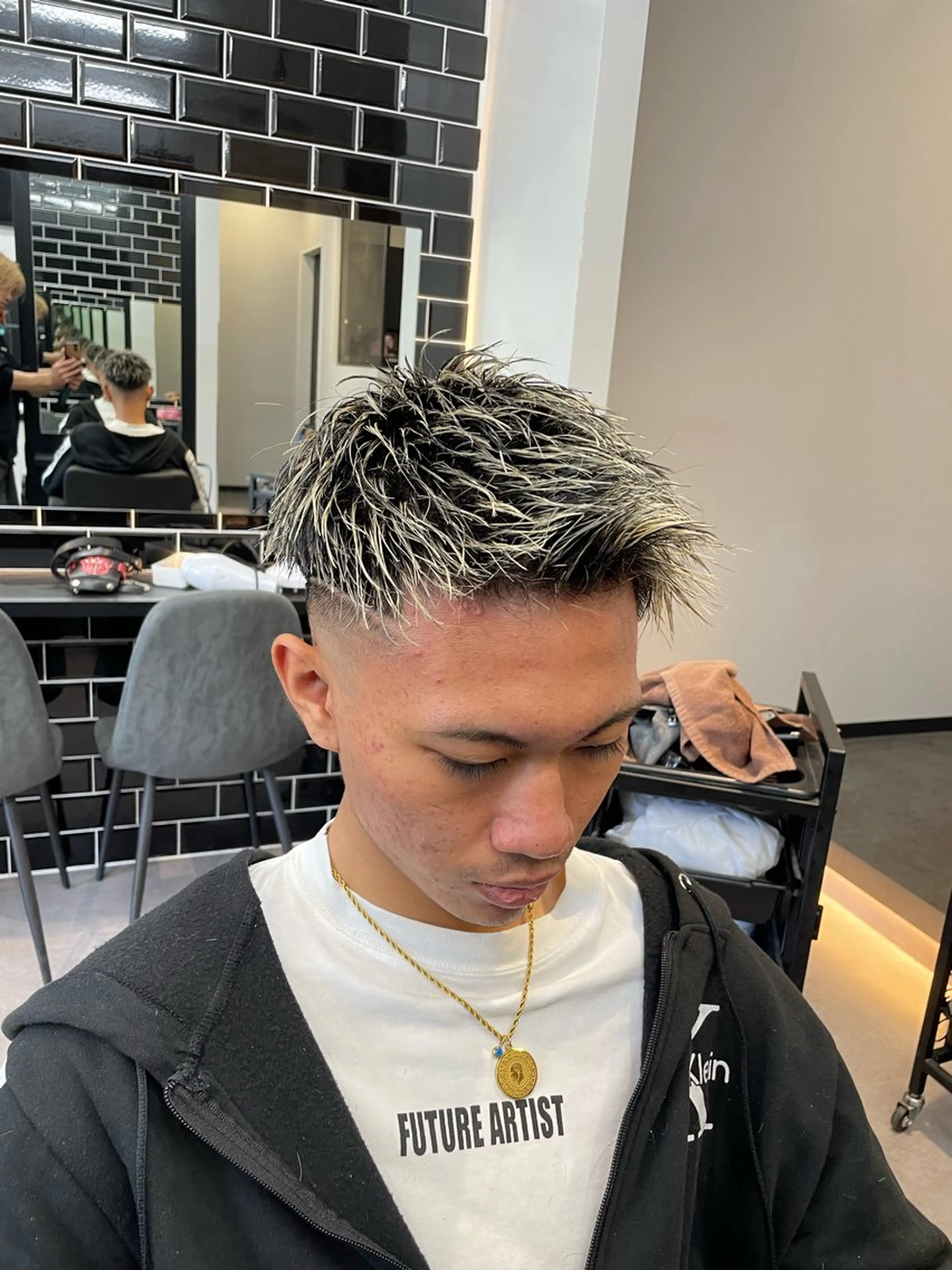 ショート カラー メンズ メンズメッシュ メッシュ カット ヘアカラー ヘアセット 【Men's Lapis横浜】翔太のヘアスタイル