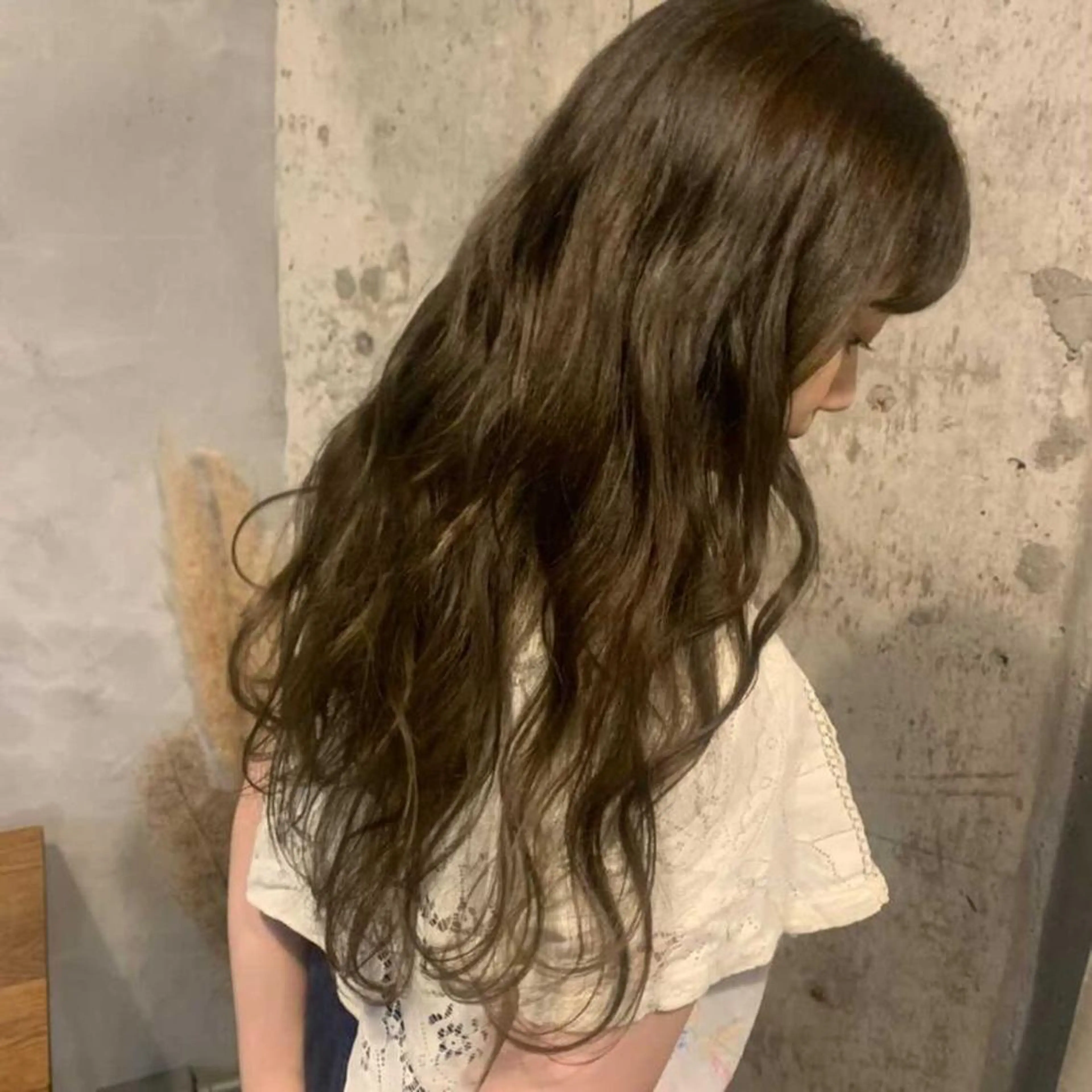 ロング カラー ヘアカラー yupi🐈‍⬛ レイヤー/パーマのヘアスタイル