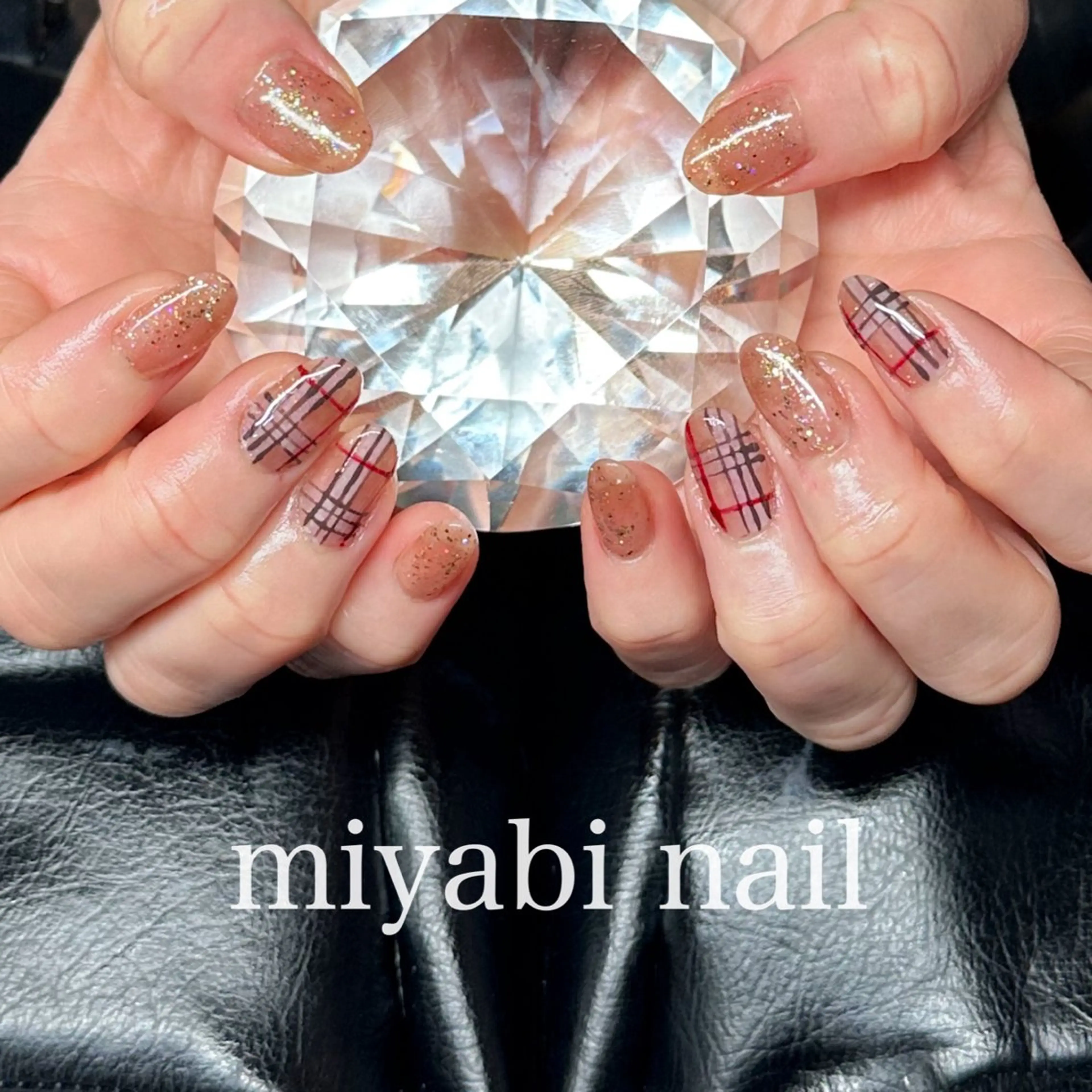 ネイル オーロラネイル ゴールド ラメ(グリッター) 持ち込み オフィスネイル ハンドネイル miyabi nail 桂川駅近くのネイルデザイン