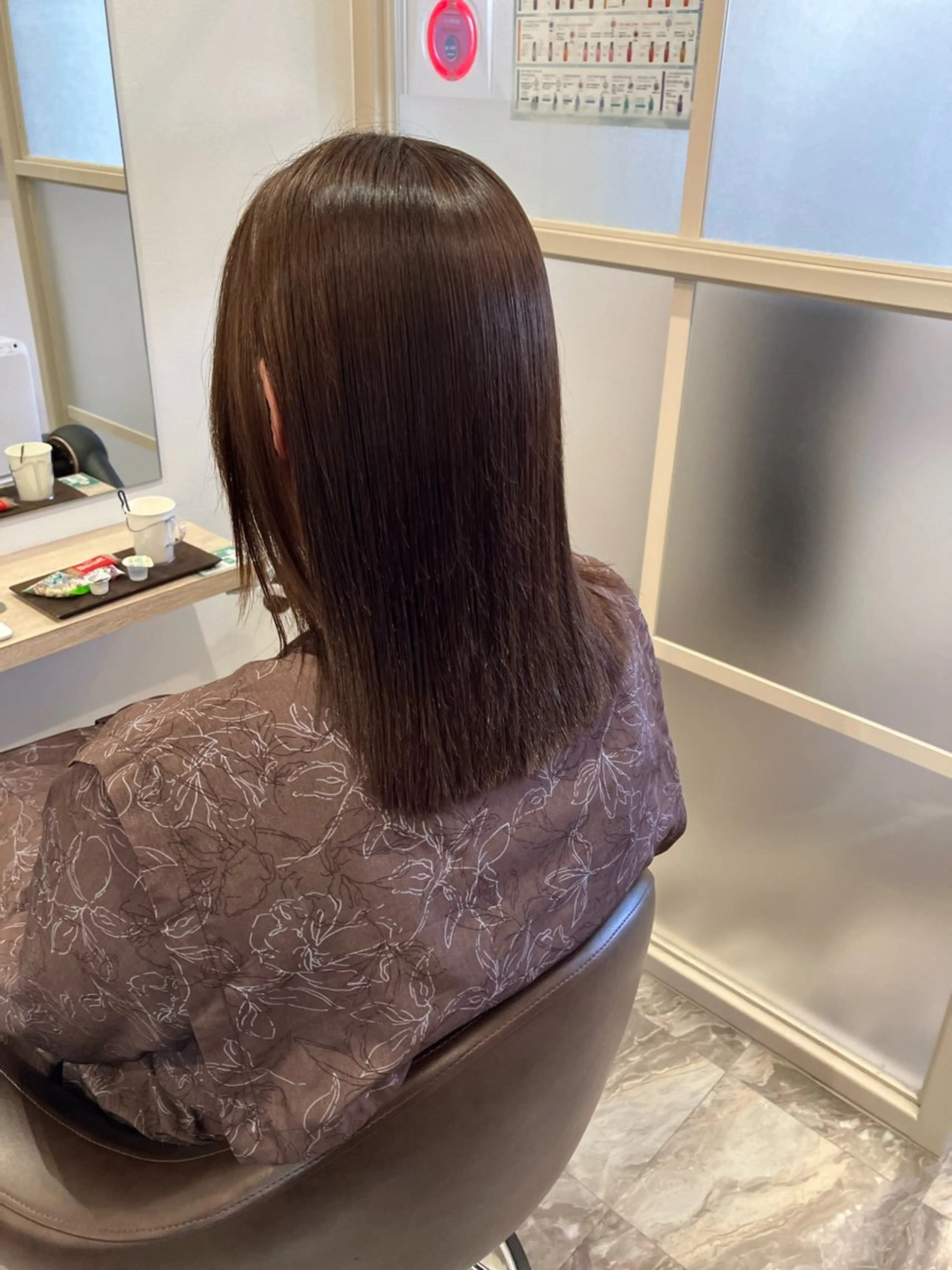 セミロング パーマ 髪質改善 縮毛矯正 カット ヘアカラー 縮毛矯正 トリートメント ブリーチ&ストレート 長谷川勇人のヘアスタイル