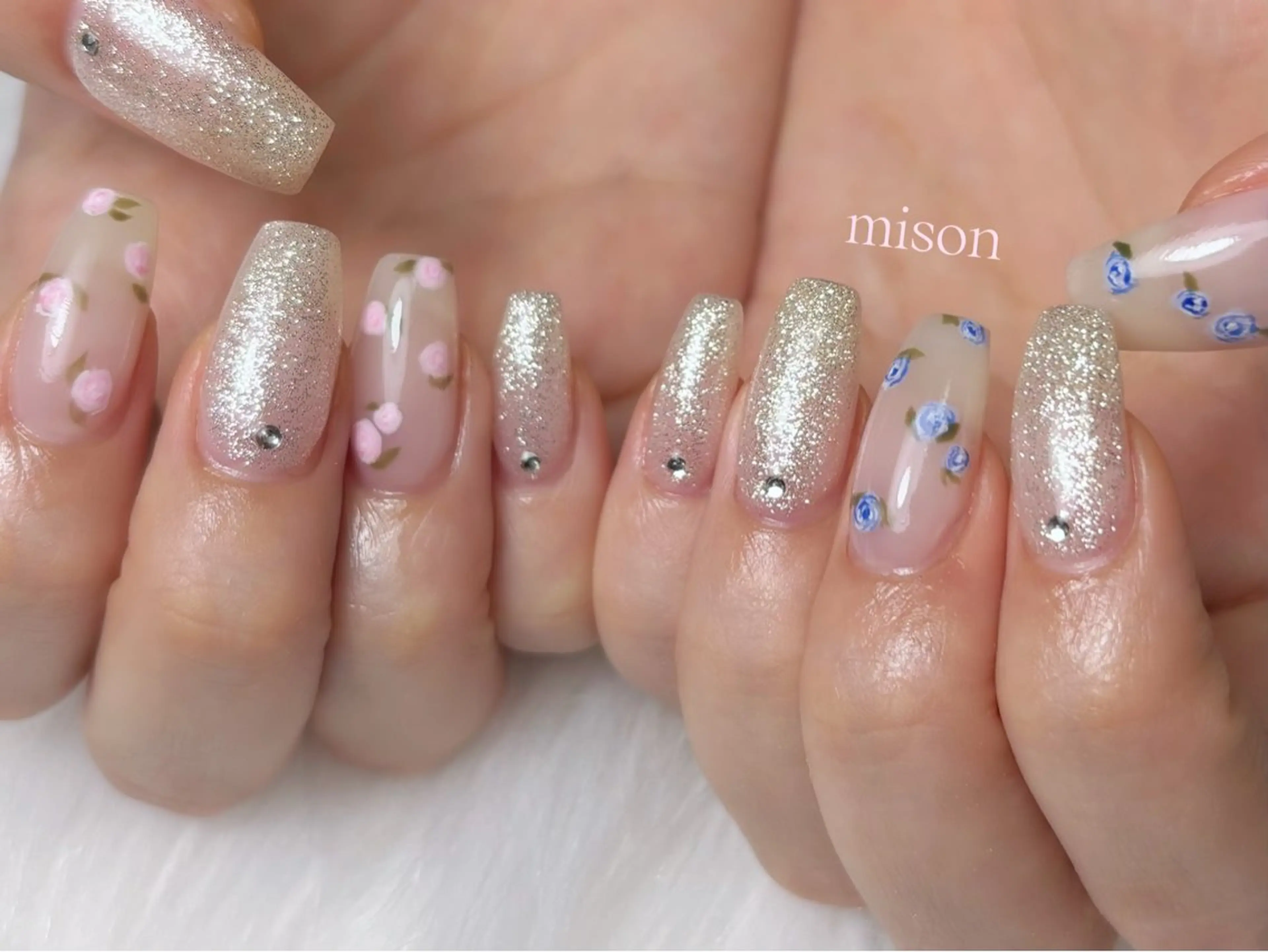 ネイル mison 安形友花のネイルデザイン