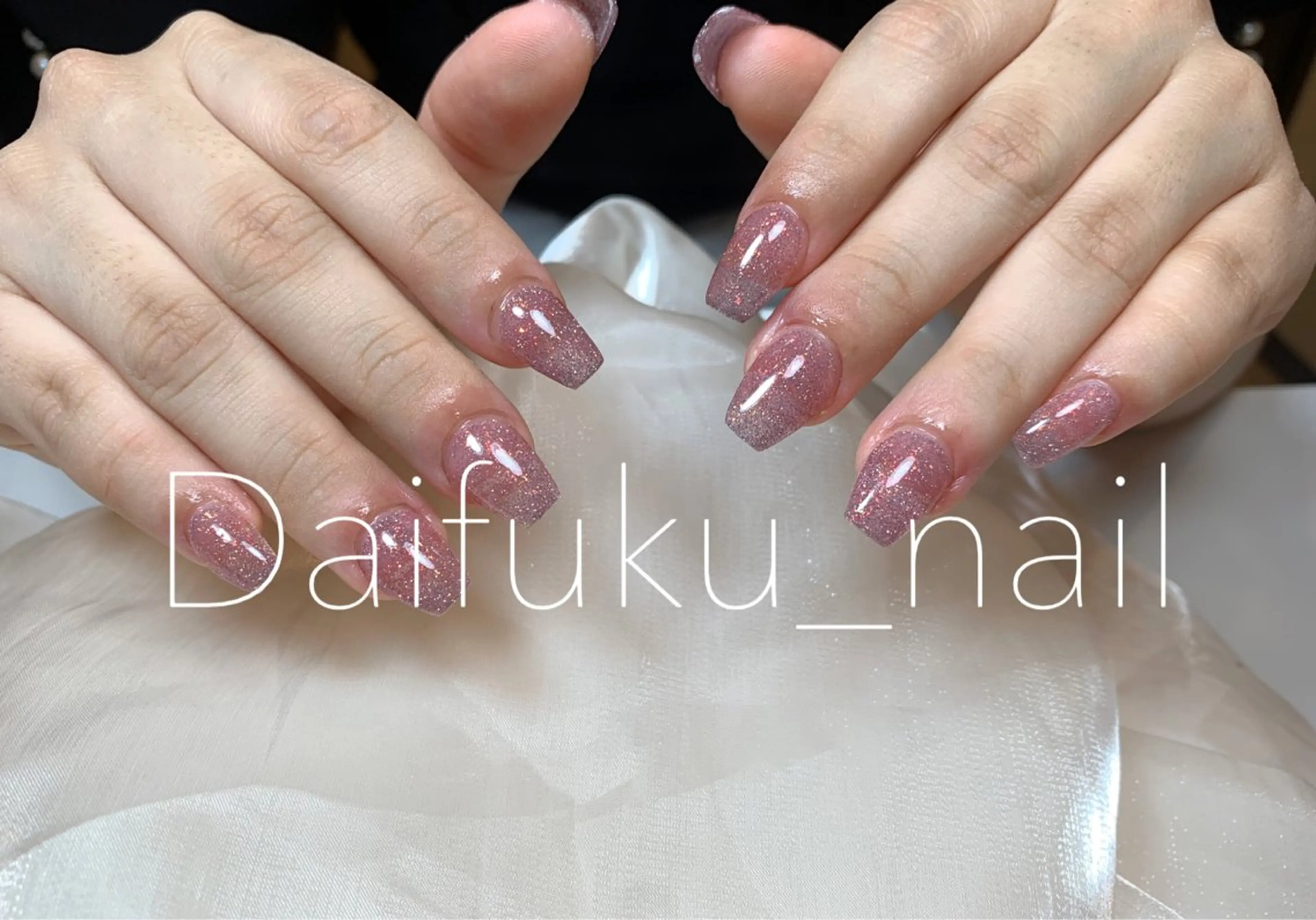 セミロング ハンドネイル Daifuku nailsのネイルデザイン