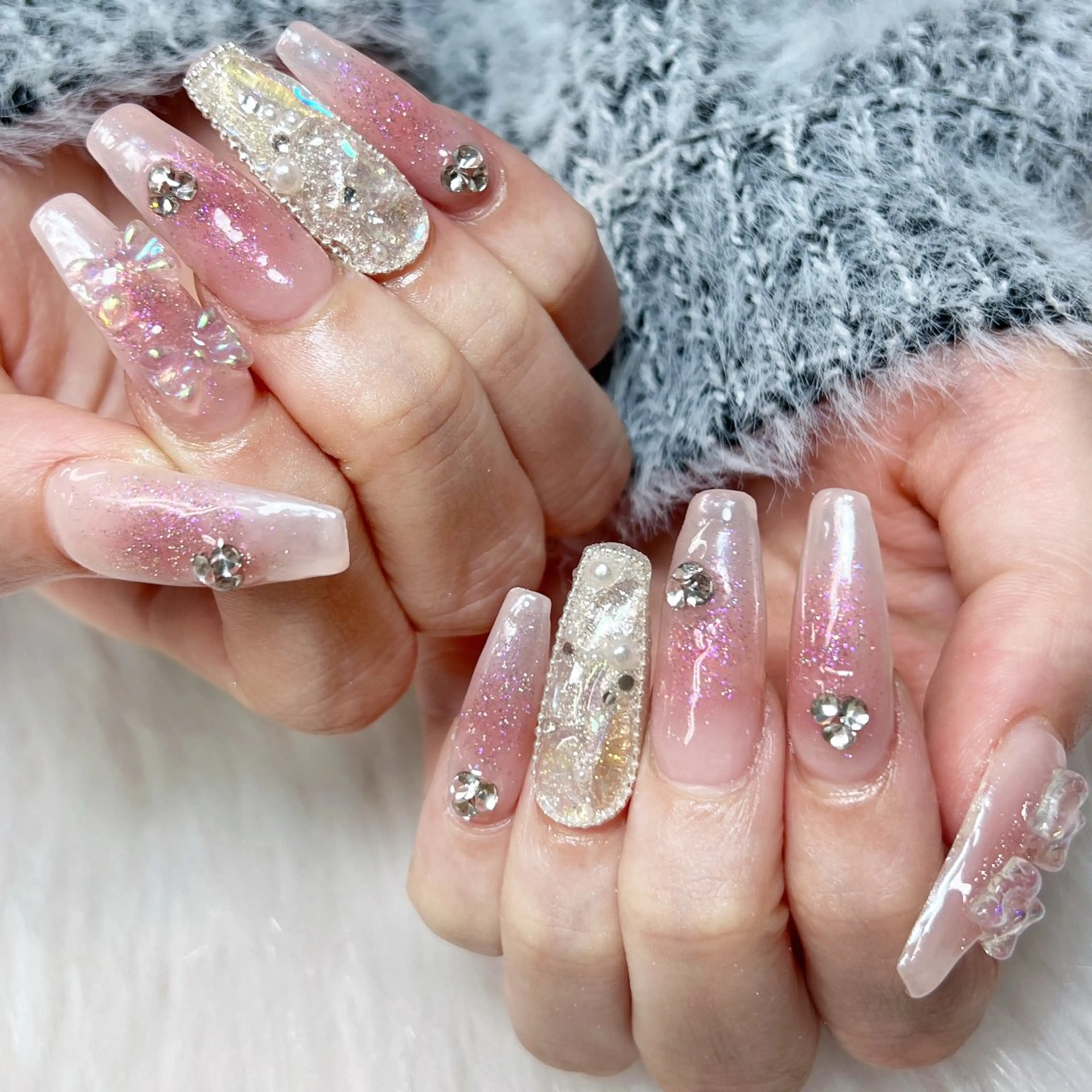 メンズ ネイル メンズ韓国風 アートネイル オーロラネイル ガーリー キラキラネイル ハンドネイル Nail salon 木にいるのネイルデザイン