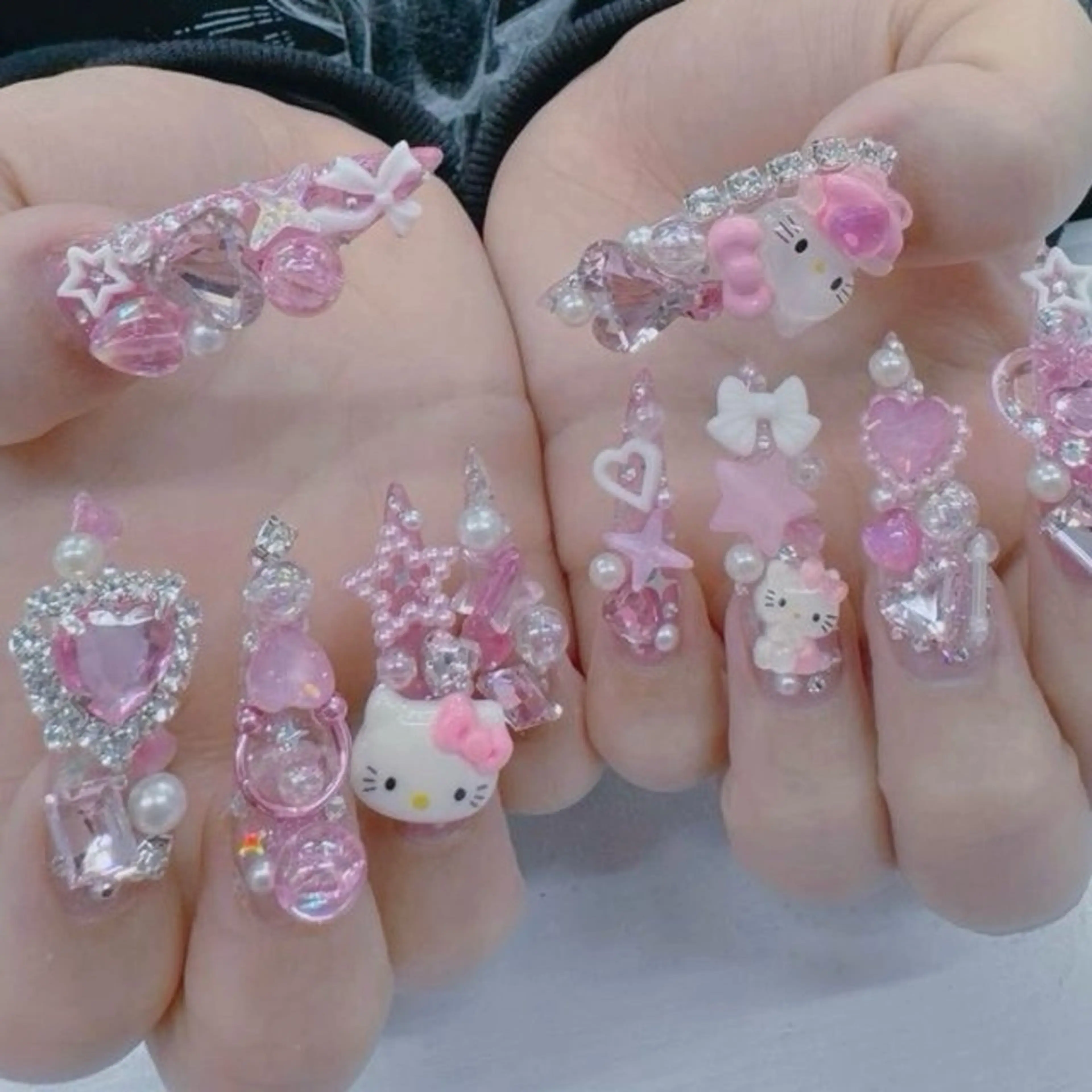 ネイル マグネットネイル ミラーネイル ニュアンスネイル シンプルネイル ハンドネイル ハンドケア 古賀 佳織のネイルデザイン