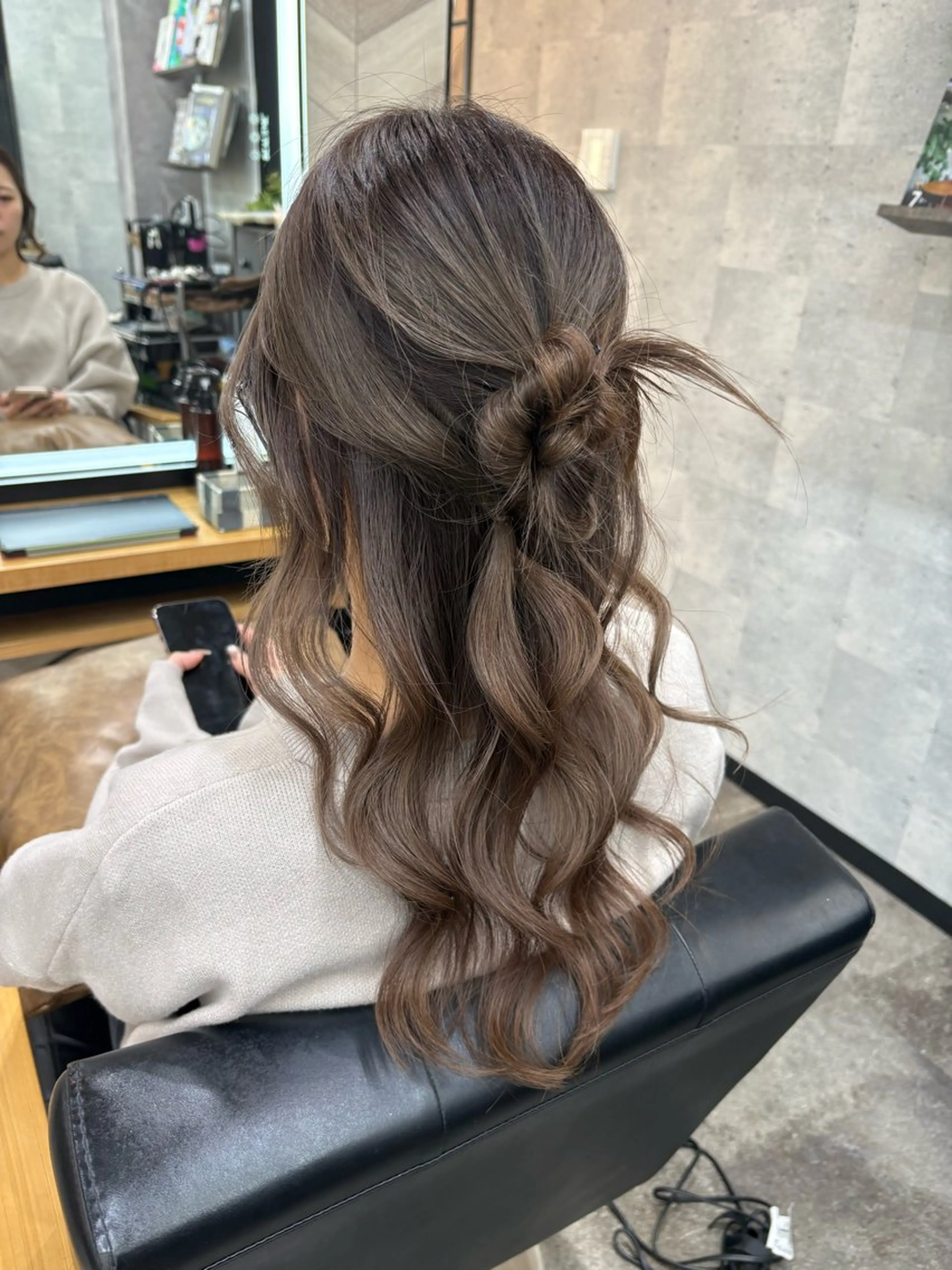 セミロング ヘアアレンジ ハーフアップ ヘアセット SHANTi 飯塚 ヘアセット/髪質改善のヘアスタイル