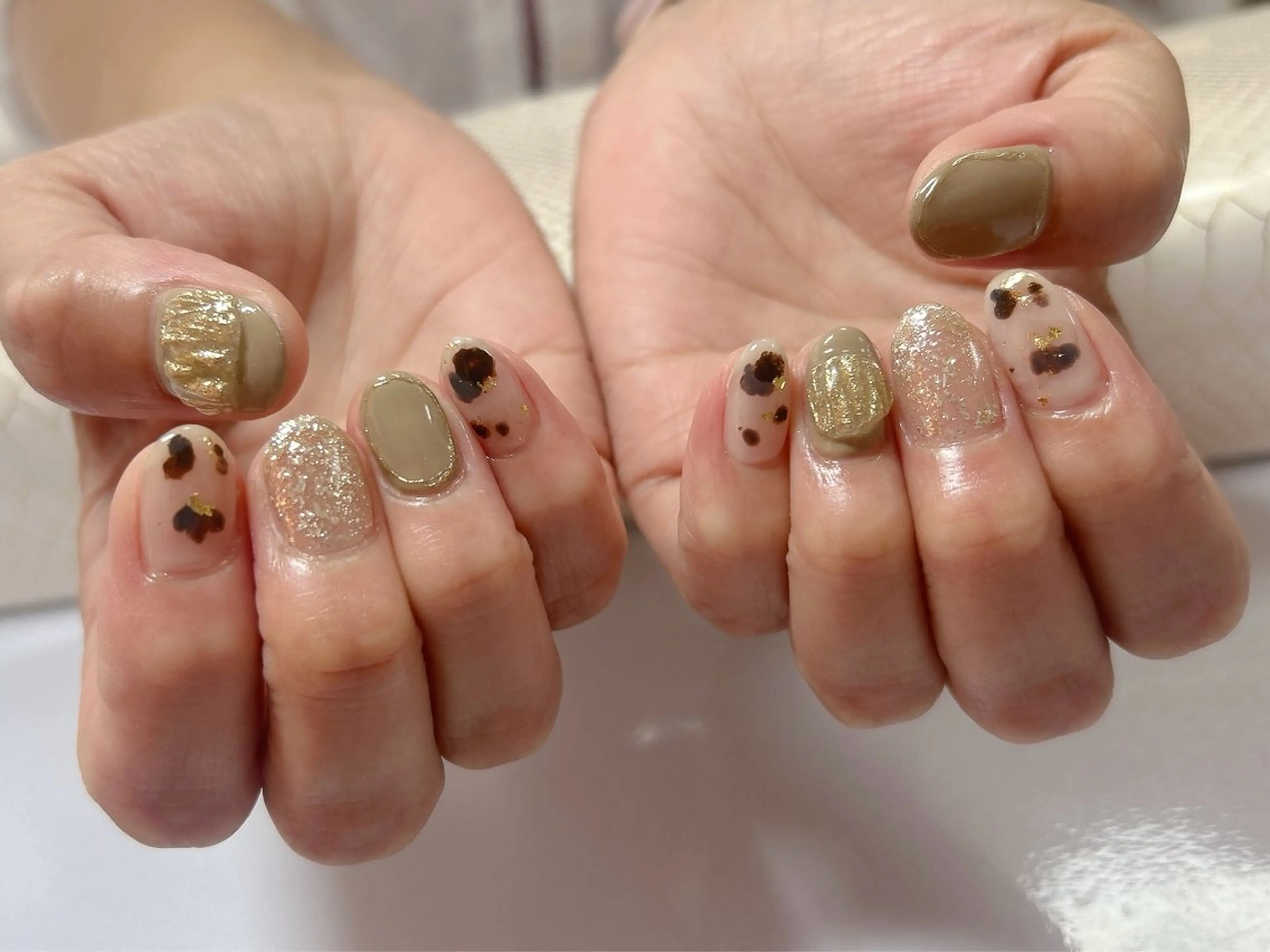 ネイル ハンドネイル Moon's🌙🪄 Shioriのネイルデザイン