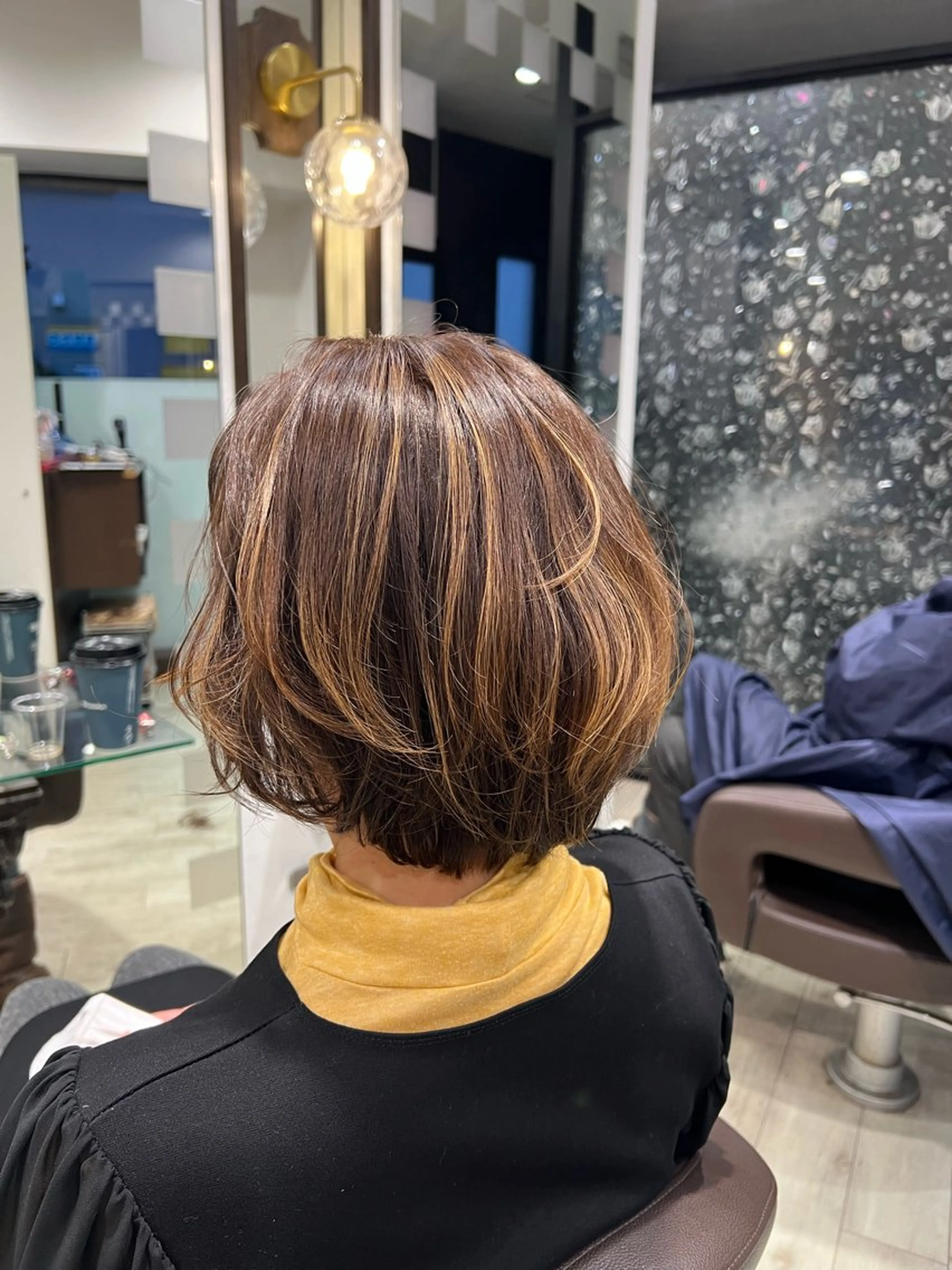 ショート カラー ハイライトカラー ハイライト kataoka ryotaのヘアスタイル