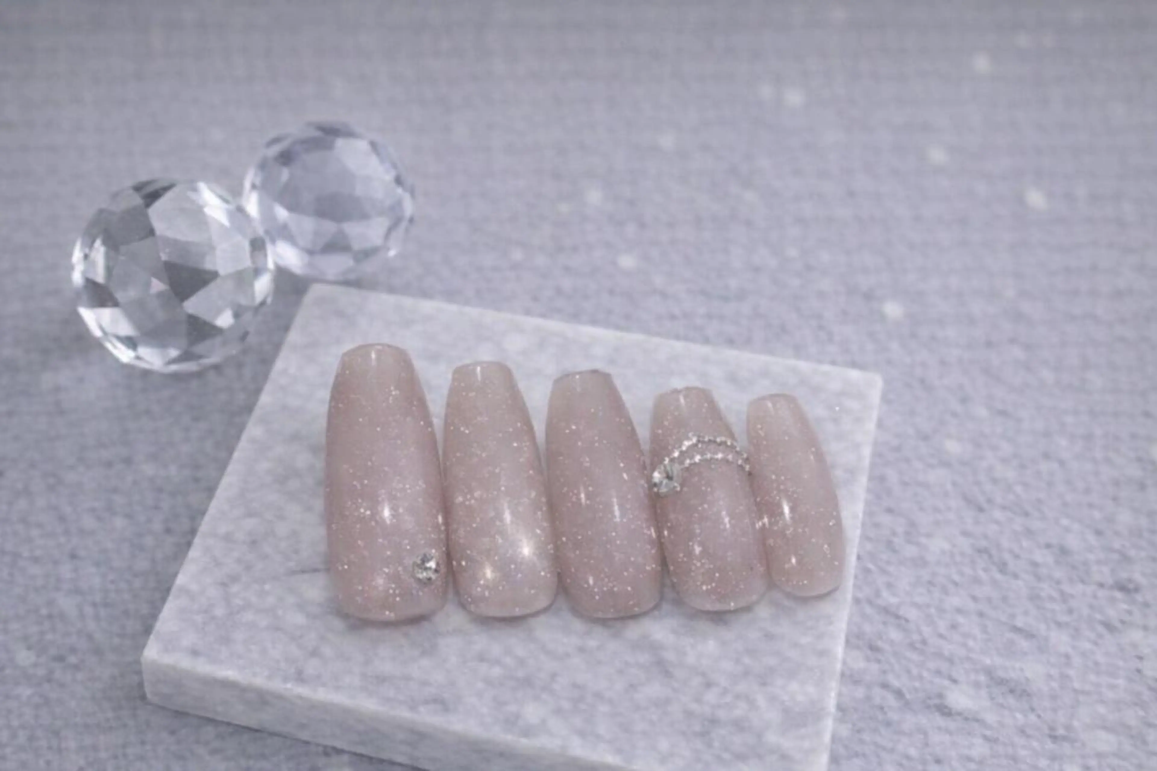 ネイル ❤️💛REBEST 京橋 nailのネイルデザイン