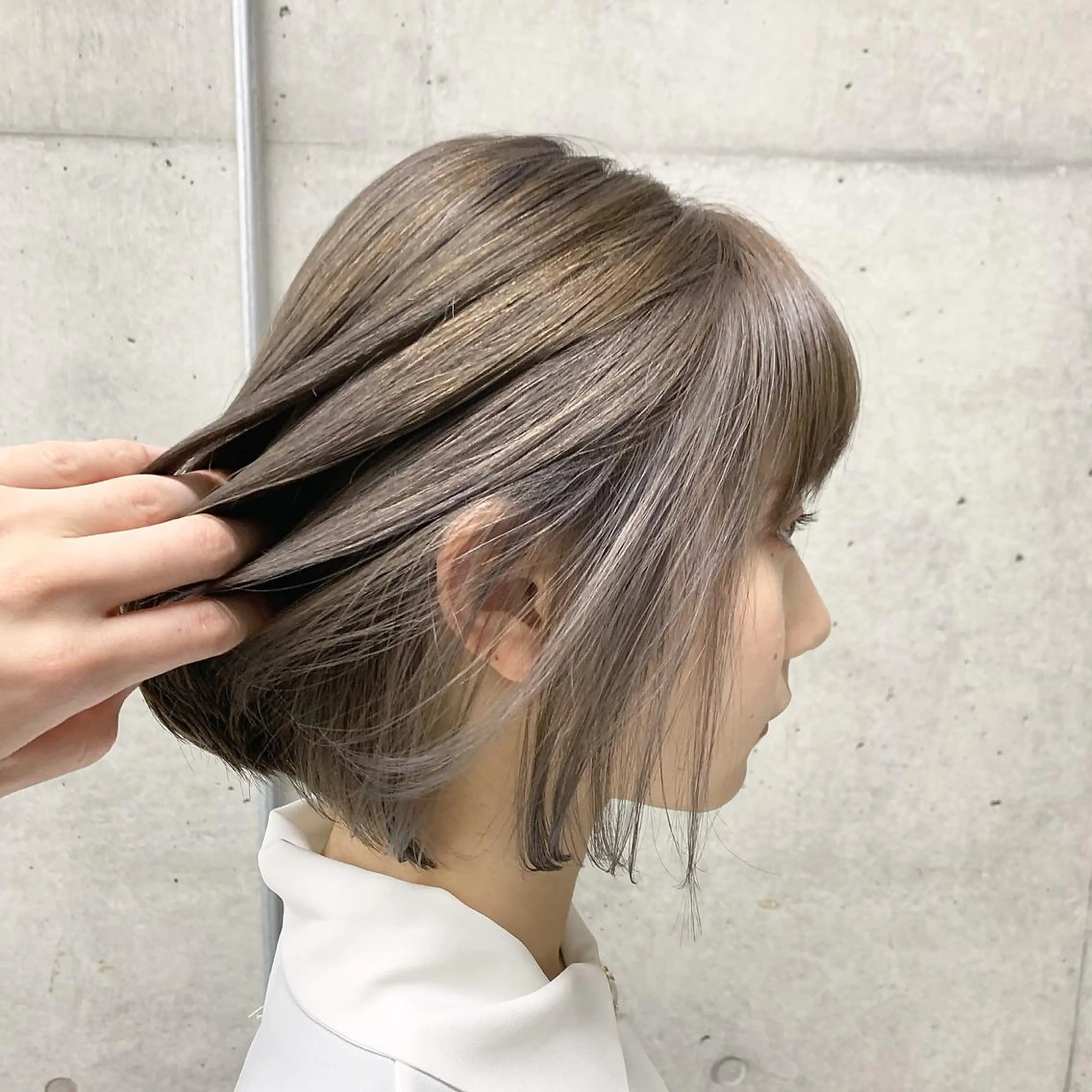 👩🏻‍🦳👩👩🏼デザインご相談💝フルブリーチカラーコース💝トリートメント込み💝の写真