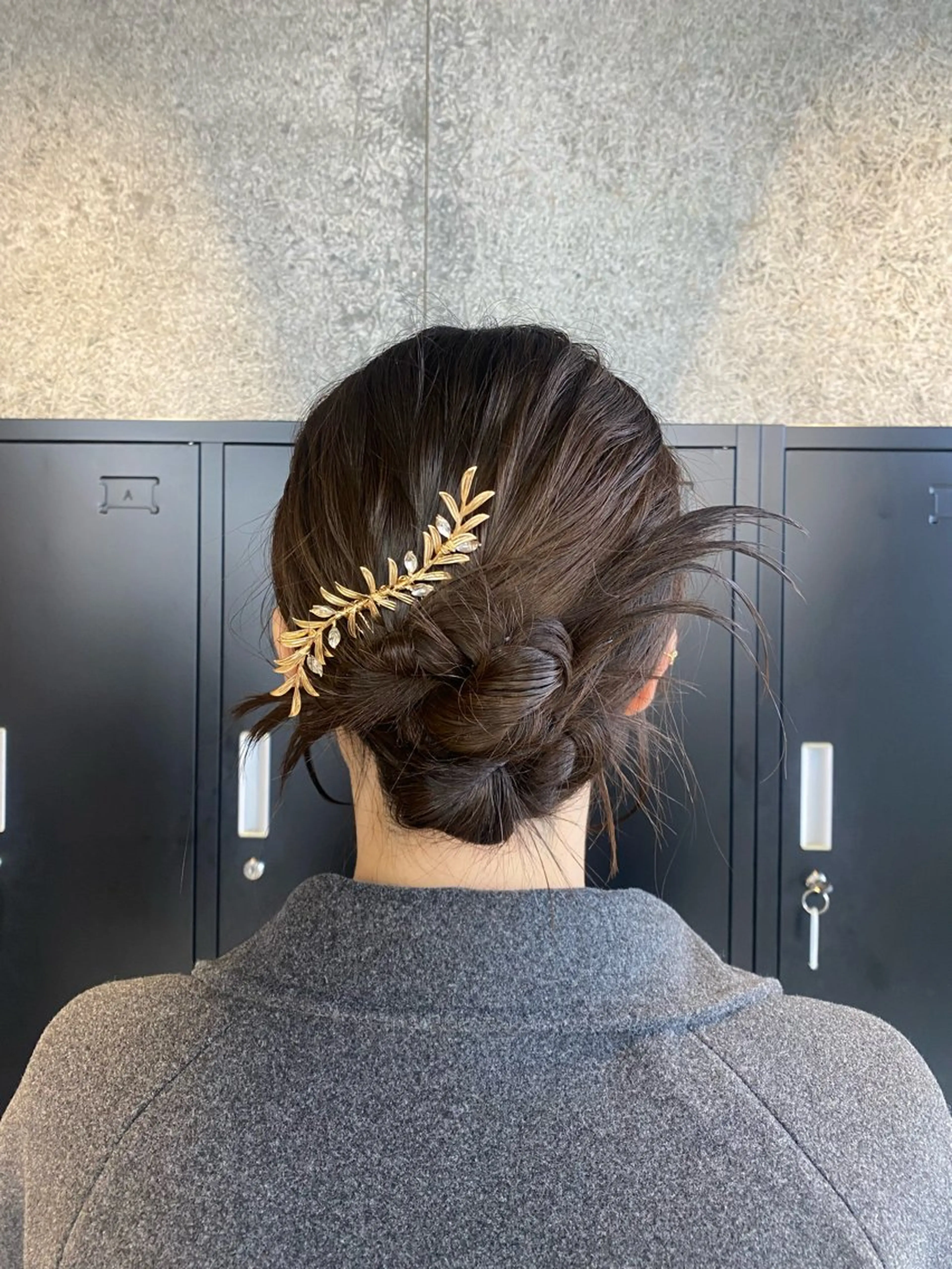 お呼ばれヘアアレンジの写真