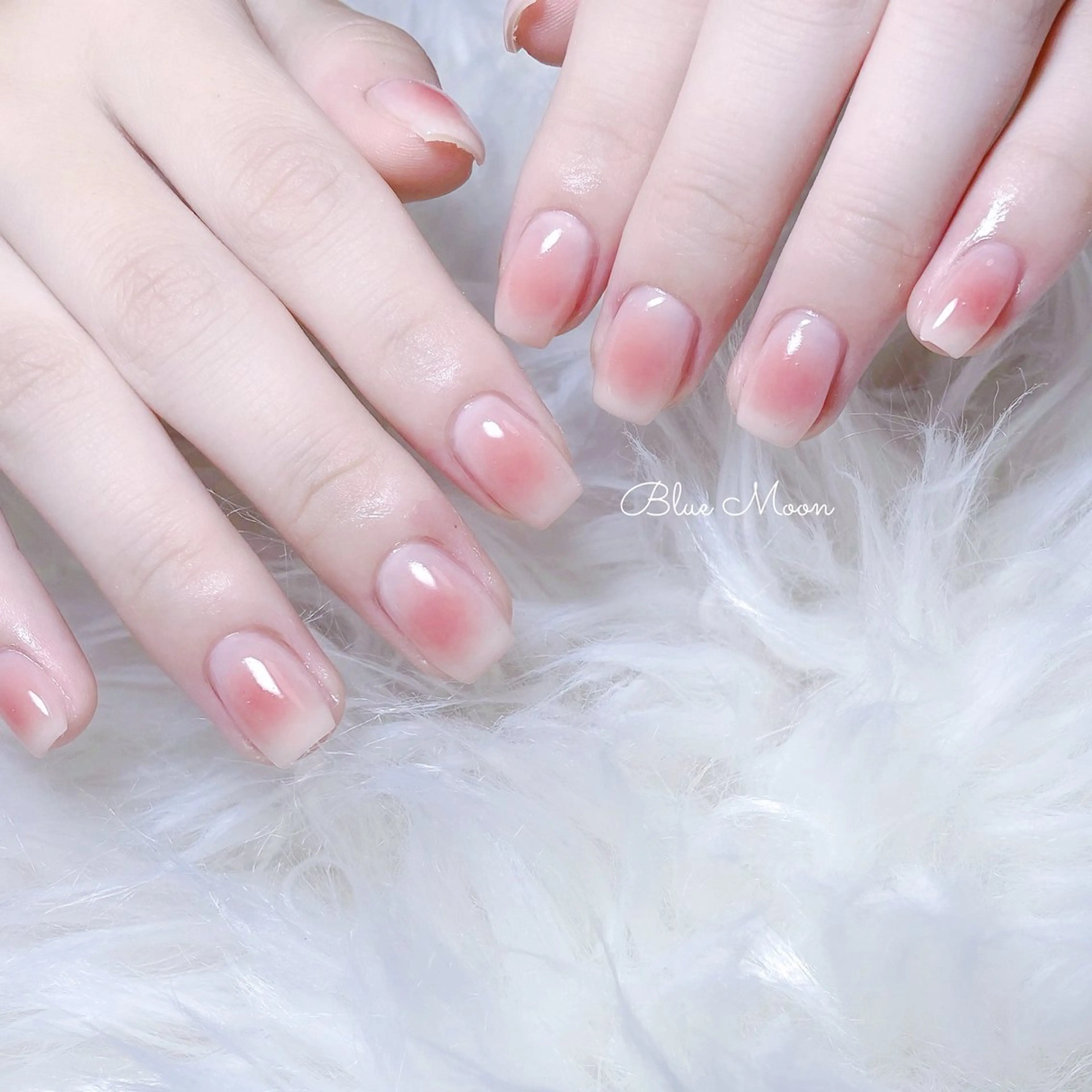 ネイル チークネイル ハンドネイル フットネイル ハンドケア nail salon Blue Moonのネイルデザイン