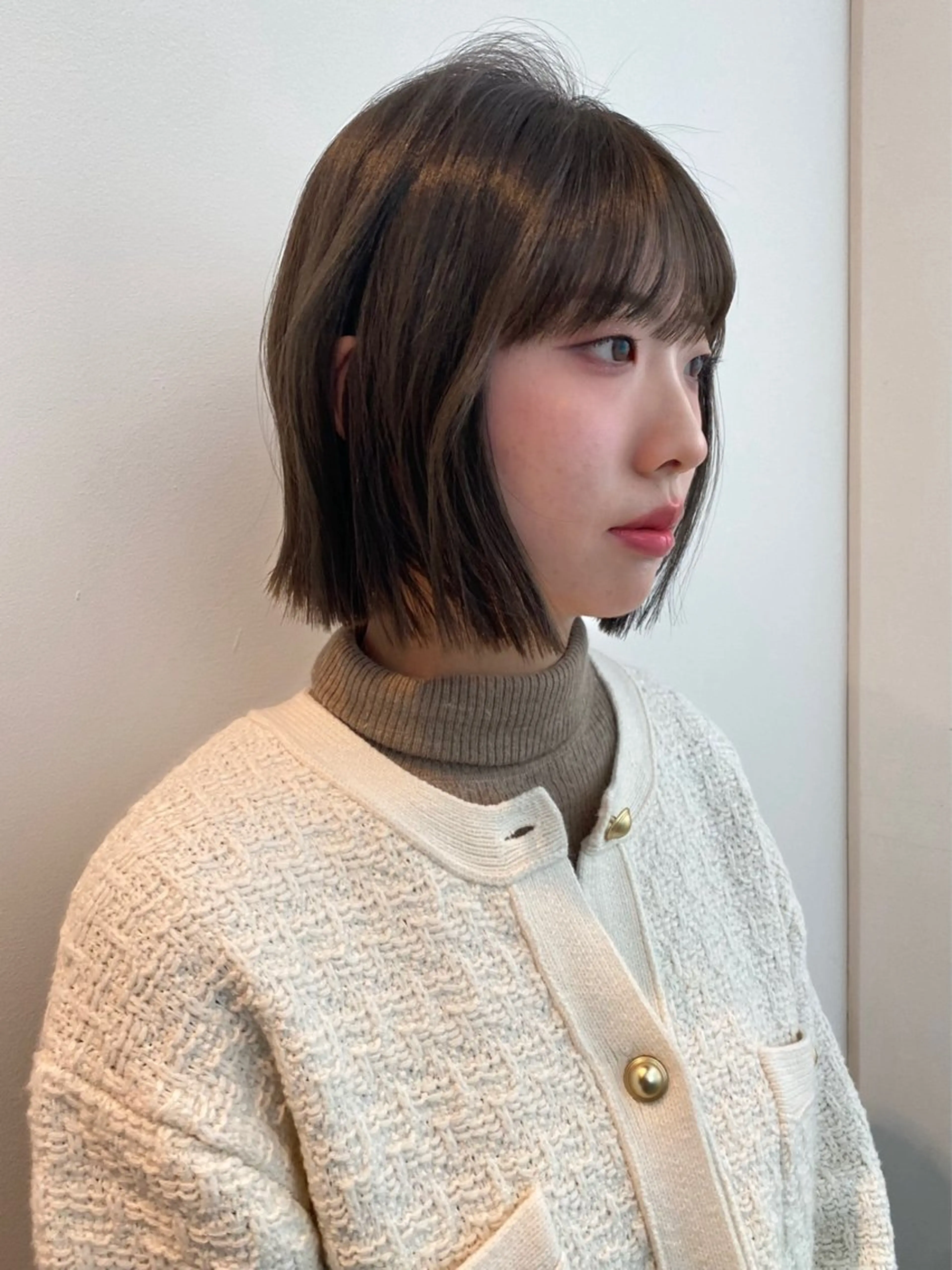 ショート カラー グレージュ オリーブグレージュ オリーブグレー カット ヘアカラー トリートメント mai / linoah˚✧のヘアスタイル