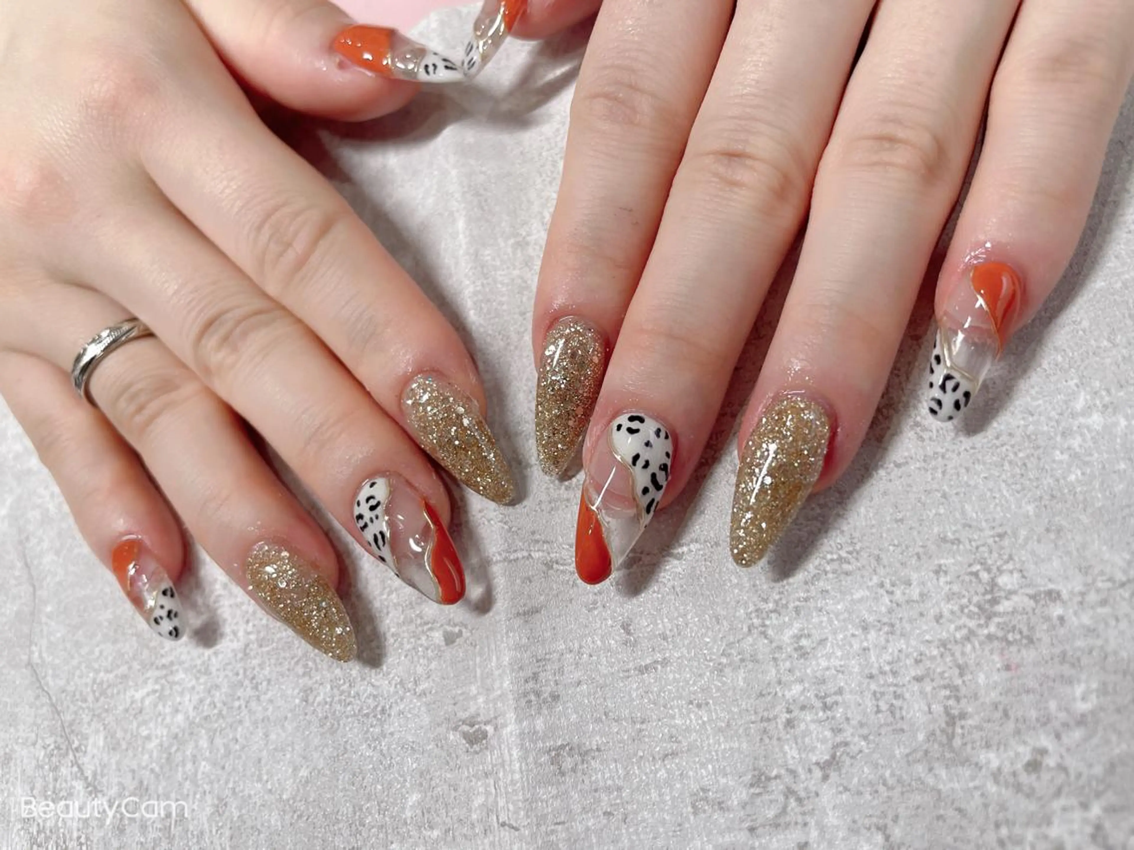 ミディアム ネイル 《LB》ラブリエ Nail&eyeのマツエク・マツパデザイン