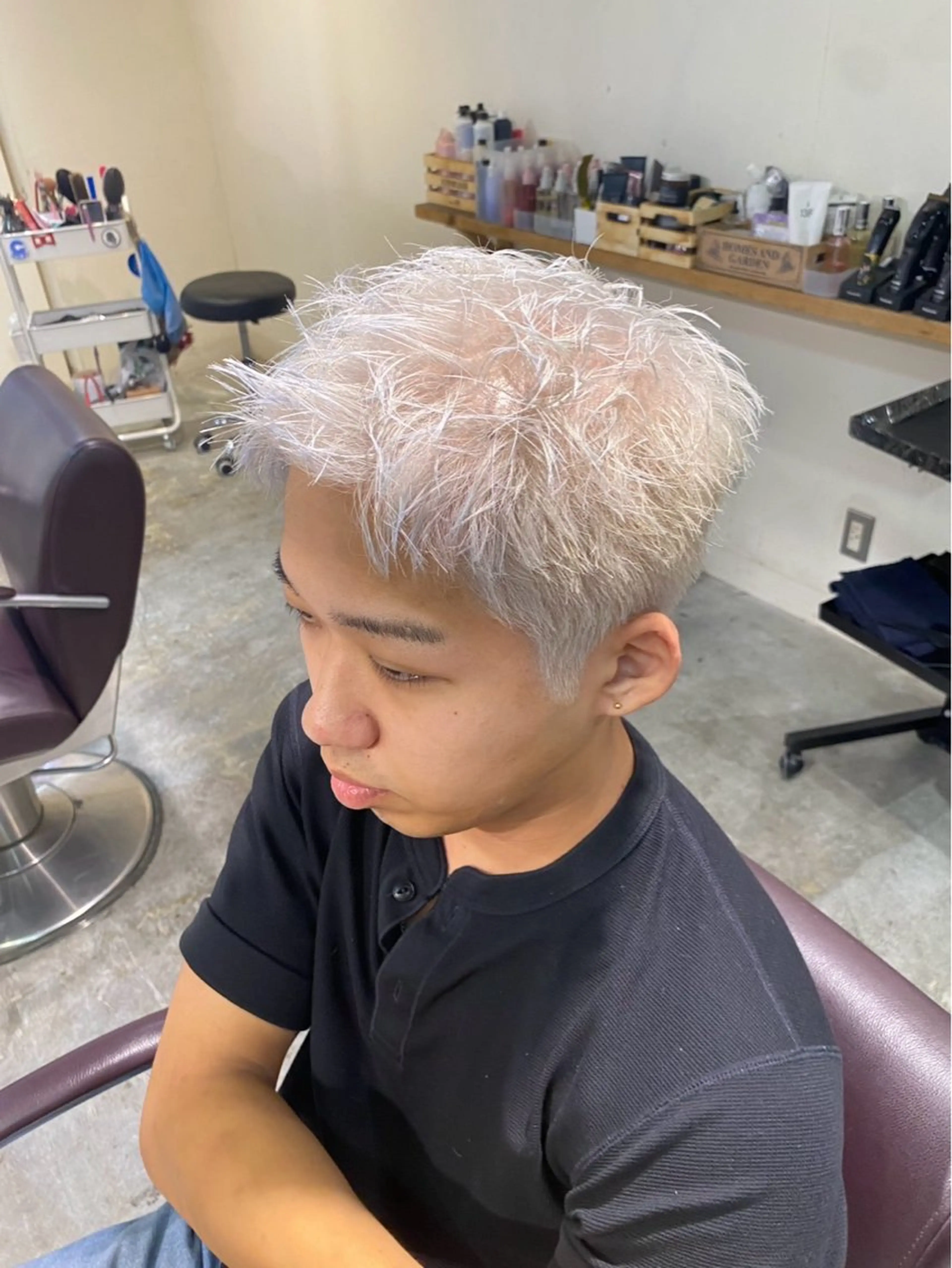 カラー 🌀メンズカット メンズパーマ🌀のヘアスタイル