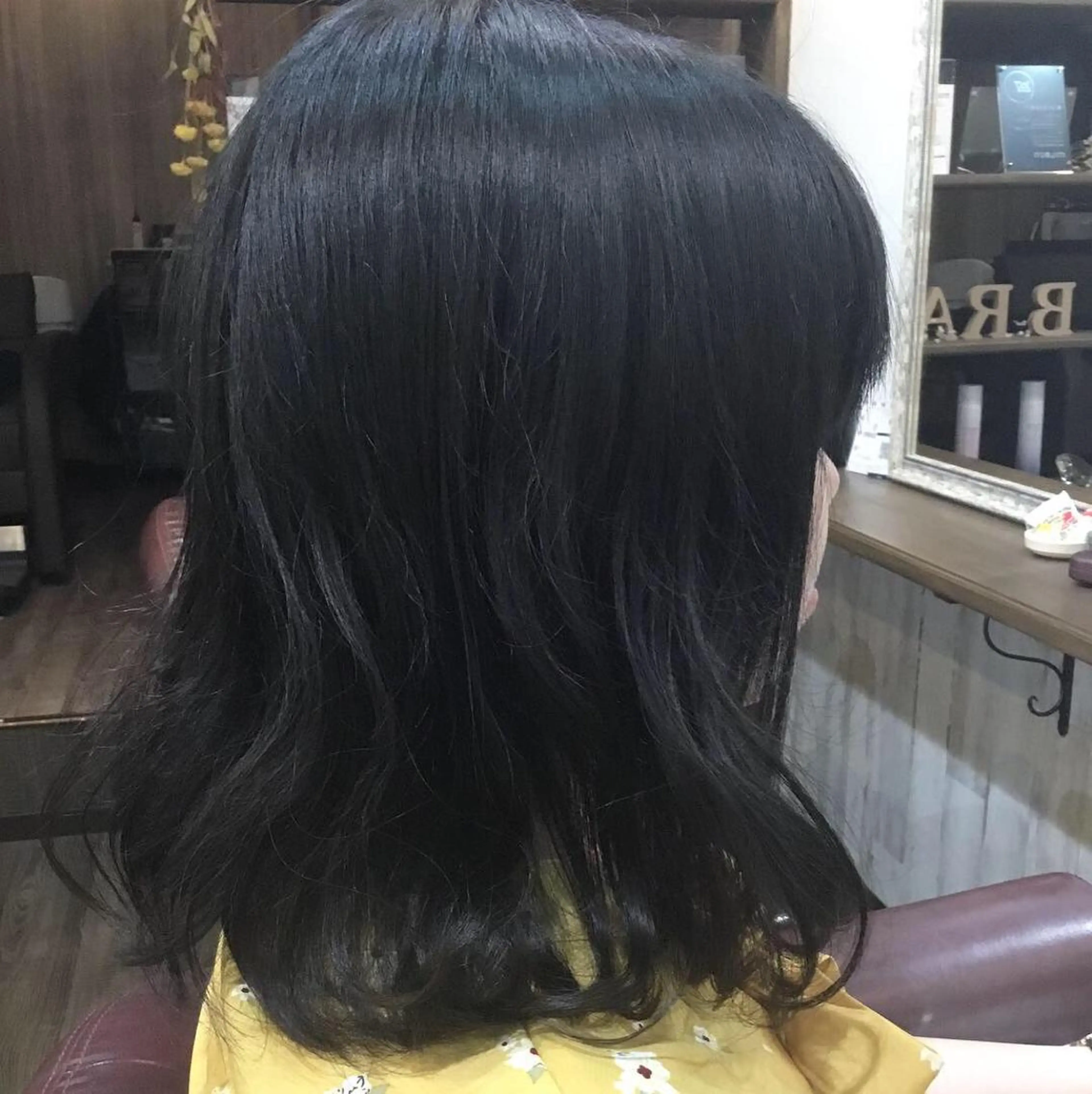 ミディアム カラー パーマ 金崎 新吾のヘアスタイル