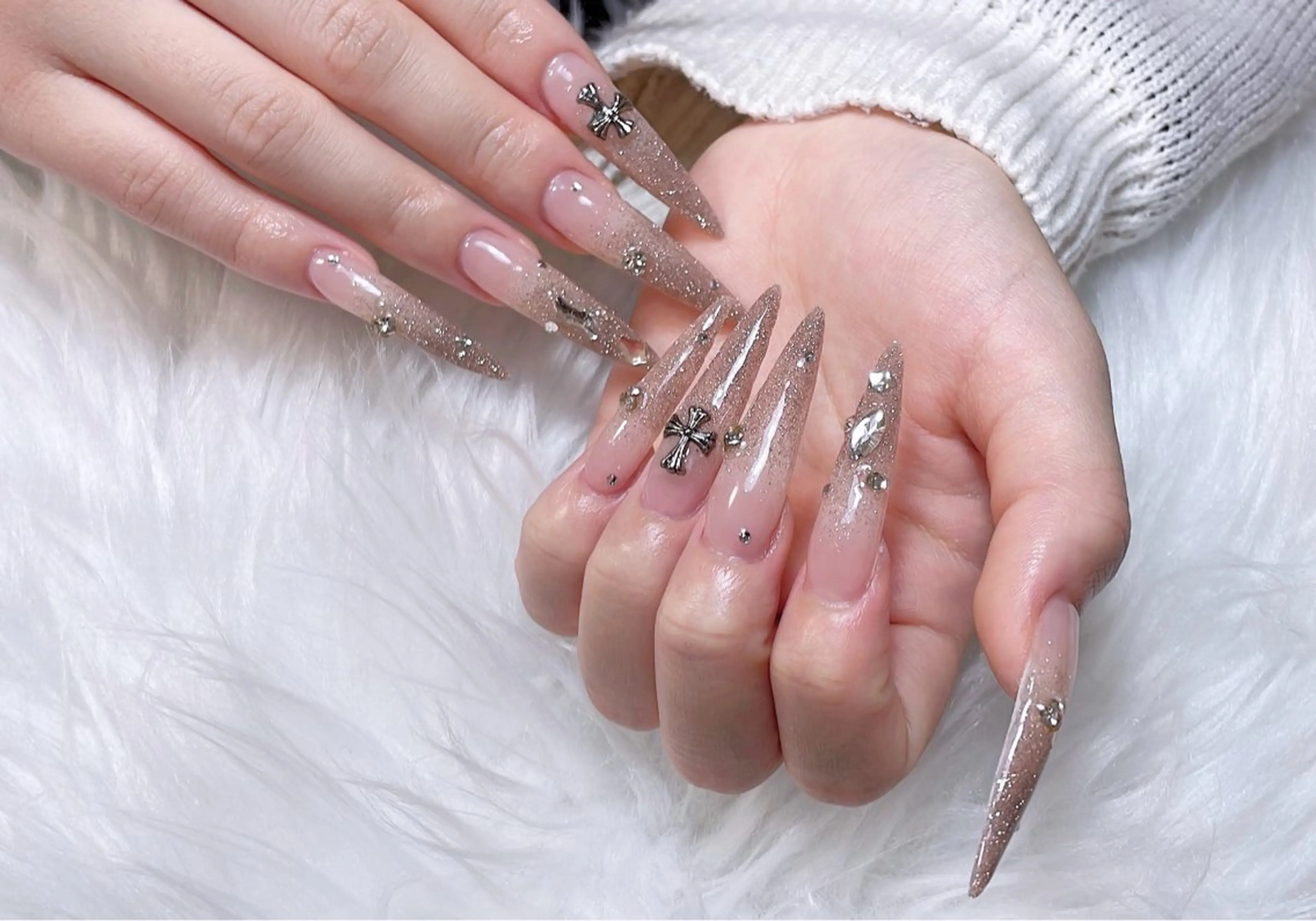 ネイル アニマル柄 チークネイル フラッシュネイル フットネイル フレンチネイル B·U Nail大宮 長さだし専門店のネイルデザイン