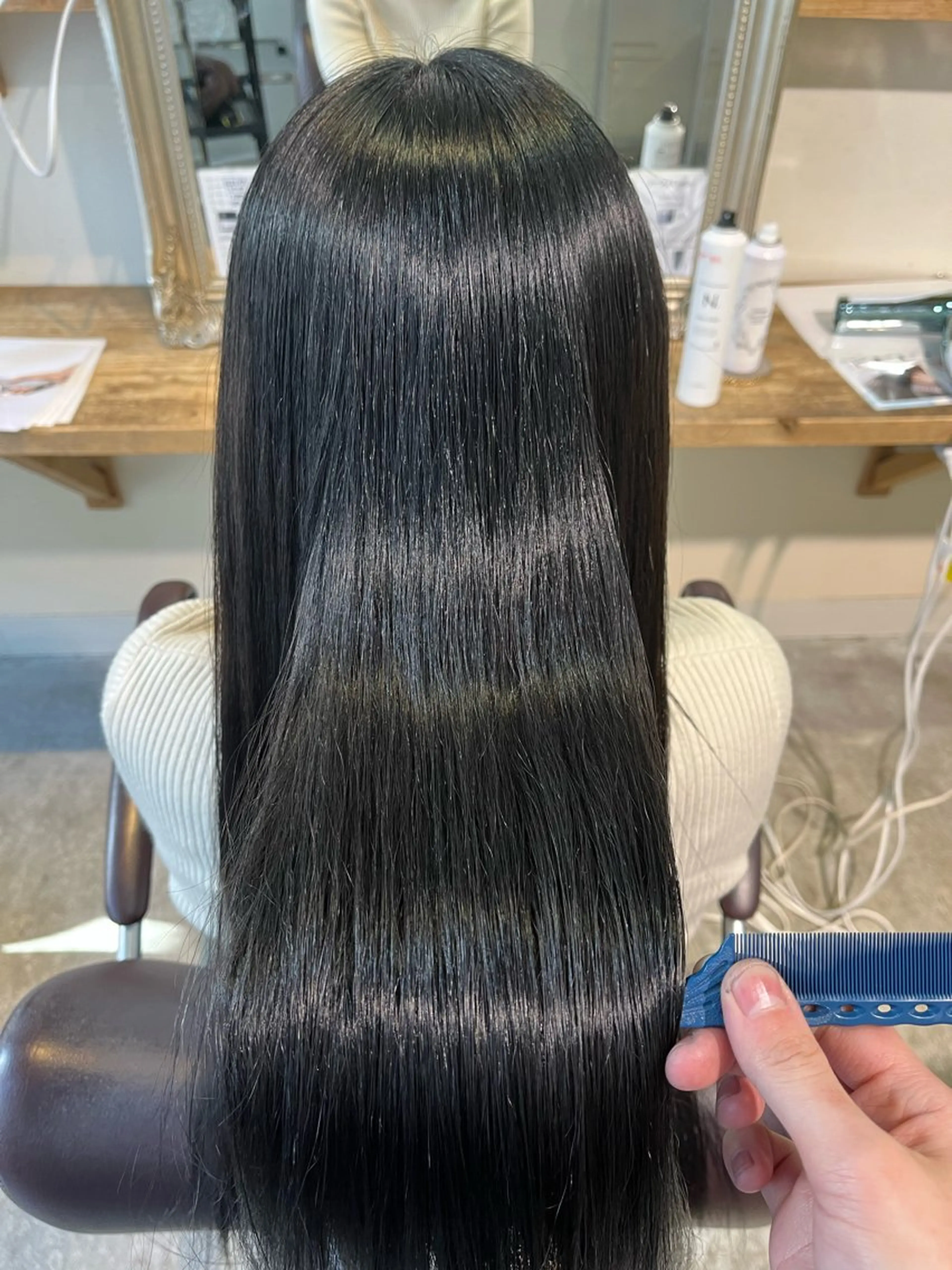 ロング カラー ヘアカラー トリートメント フェザーパーマ🌙 毛流れ yuzukiのヘアスタイル