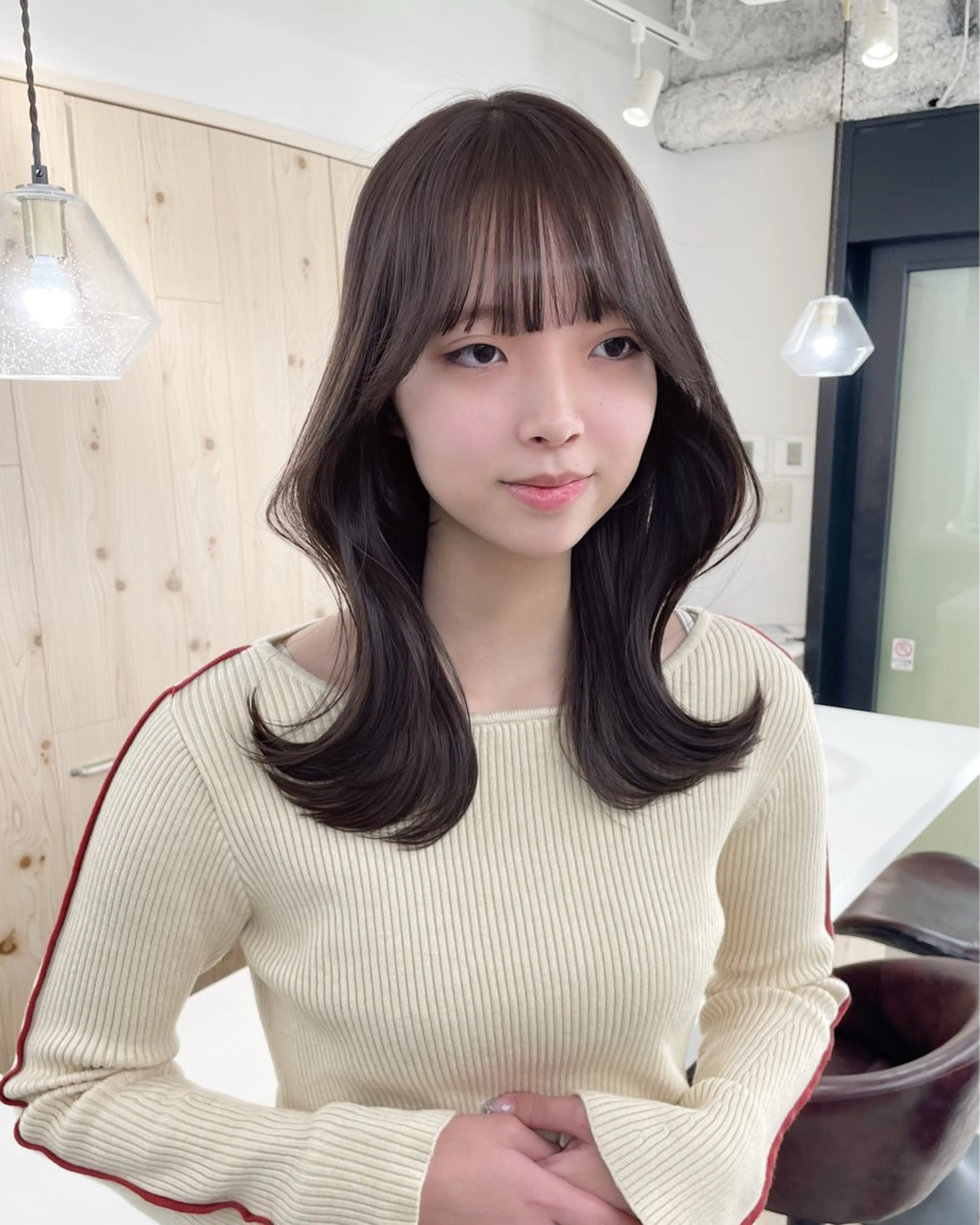 ロング カラー カット ヘアカラー トリートメント ヘアセット 新宿/韓国ヘア/ 髪質改善ストレートのヘアスタイル