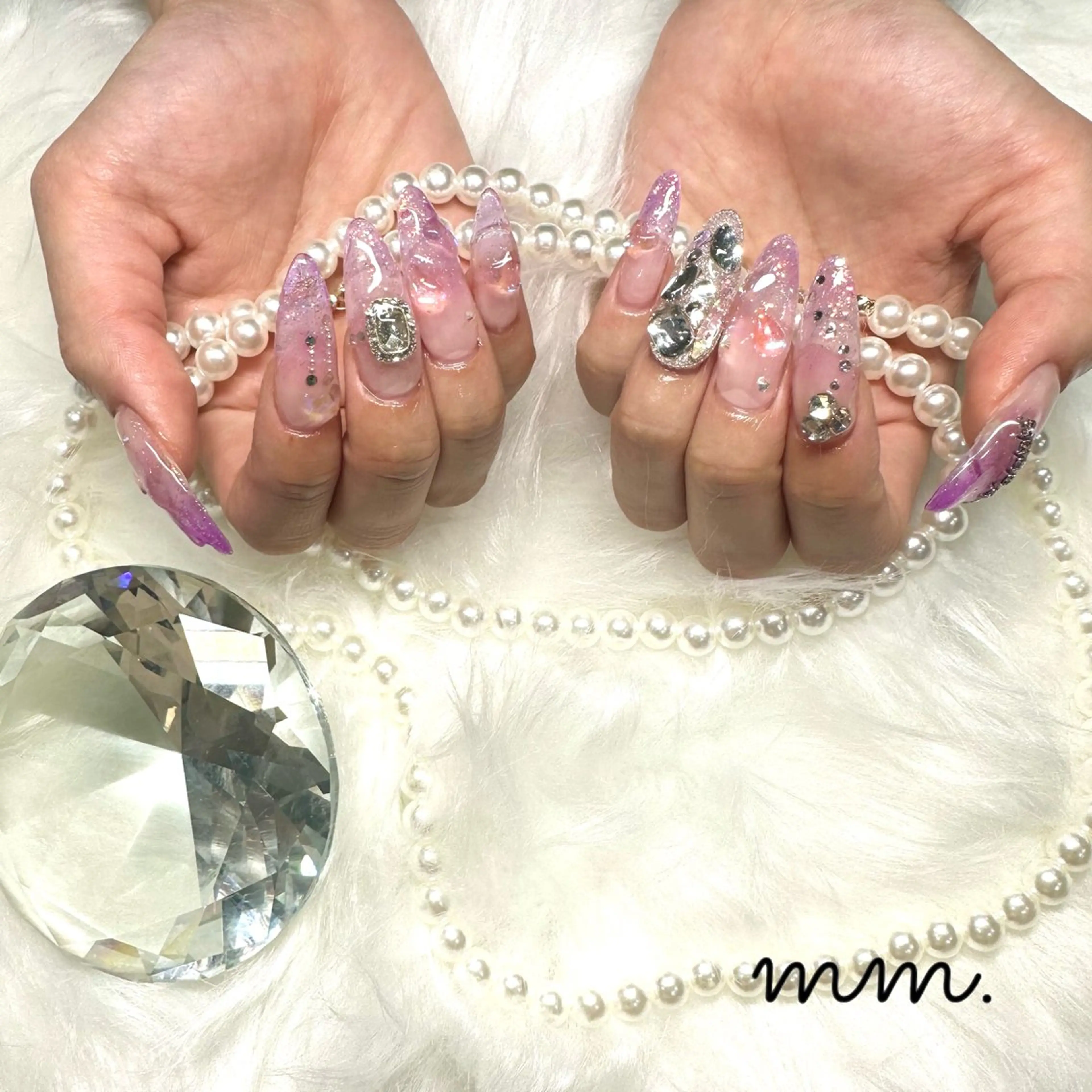 ネイル ハンドネイル 🩷🩵mm.大宮 Riyo🧸🩵🩷のネイルデザイン