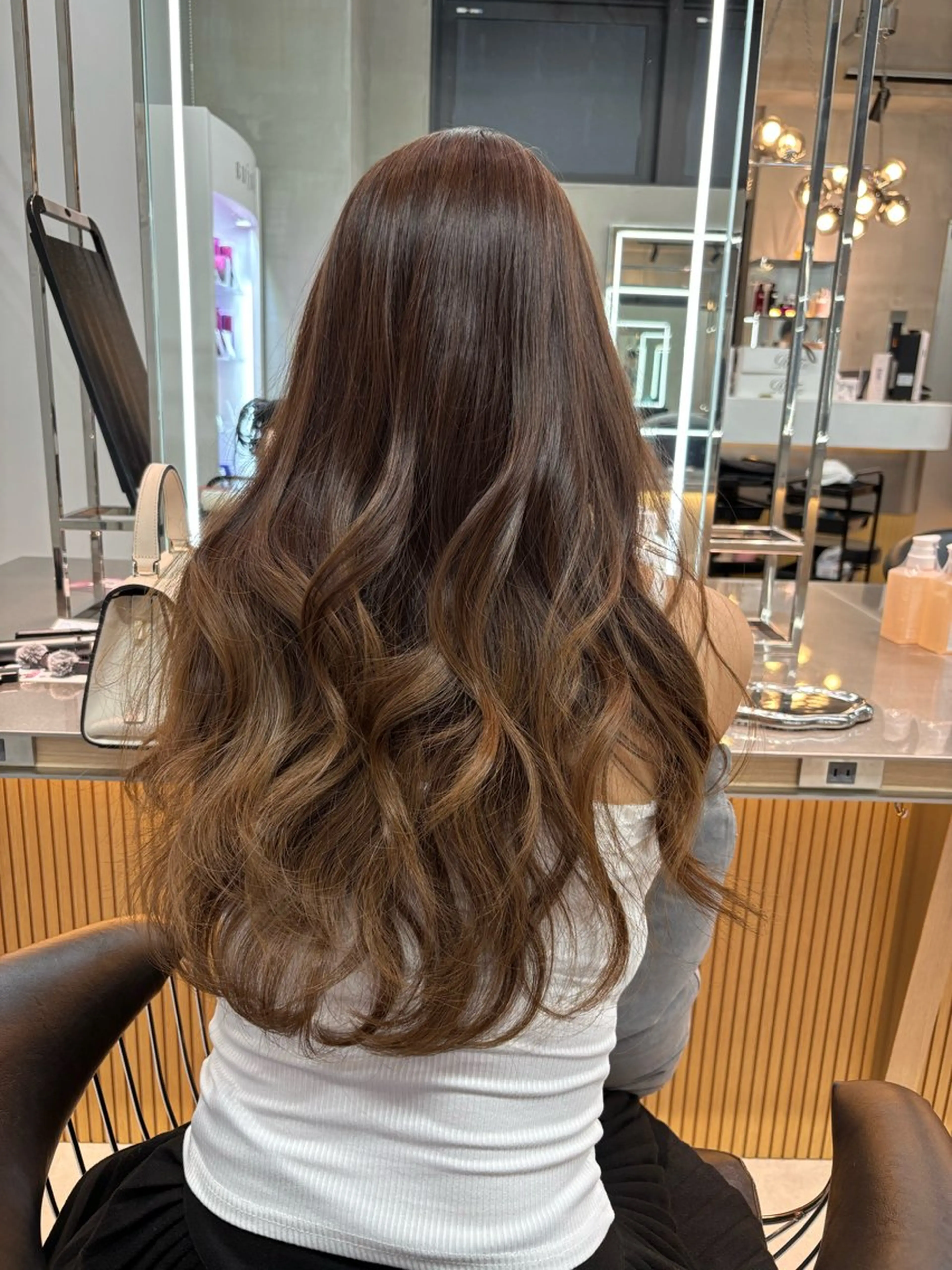 セミロング カラー ベージュカラー レイヤーカット 縮毛矯正 【博多髪質改善】 吉村　清志のヘアスタイル