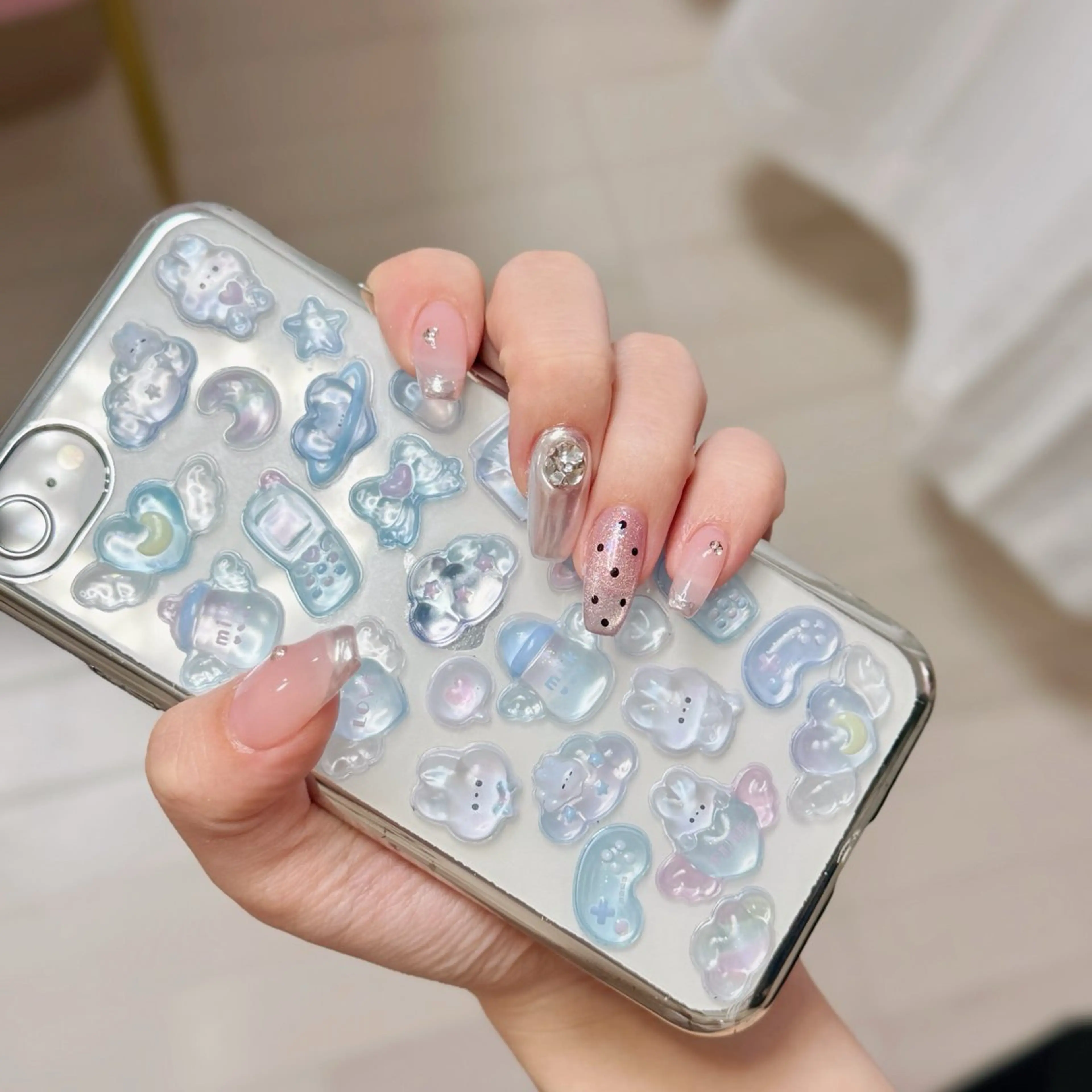 ネイル アートネイル オーロラネイル チークネイル フレンチネイル ガラスフレンチ 🎀🎀YooLi Nail Salonのネイルデザイン