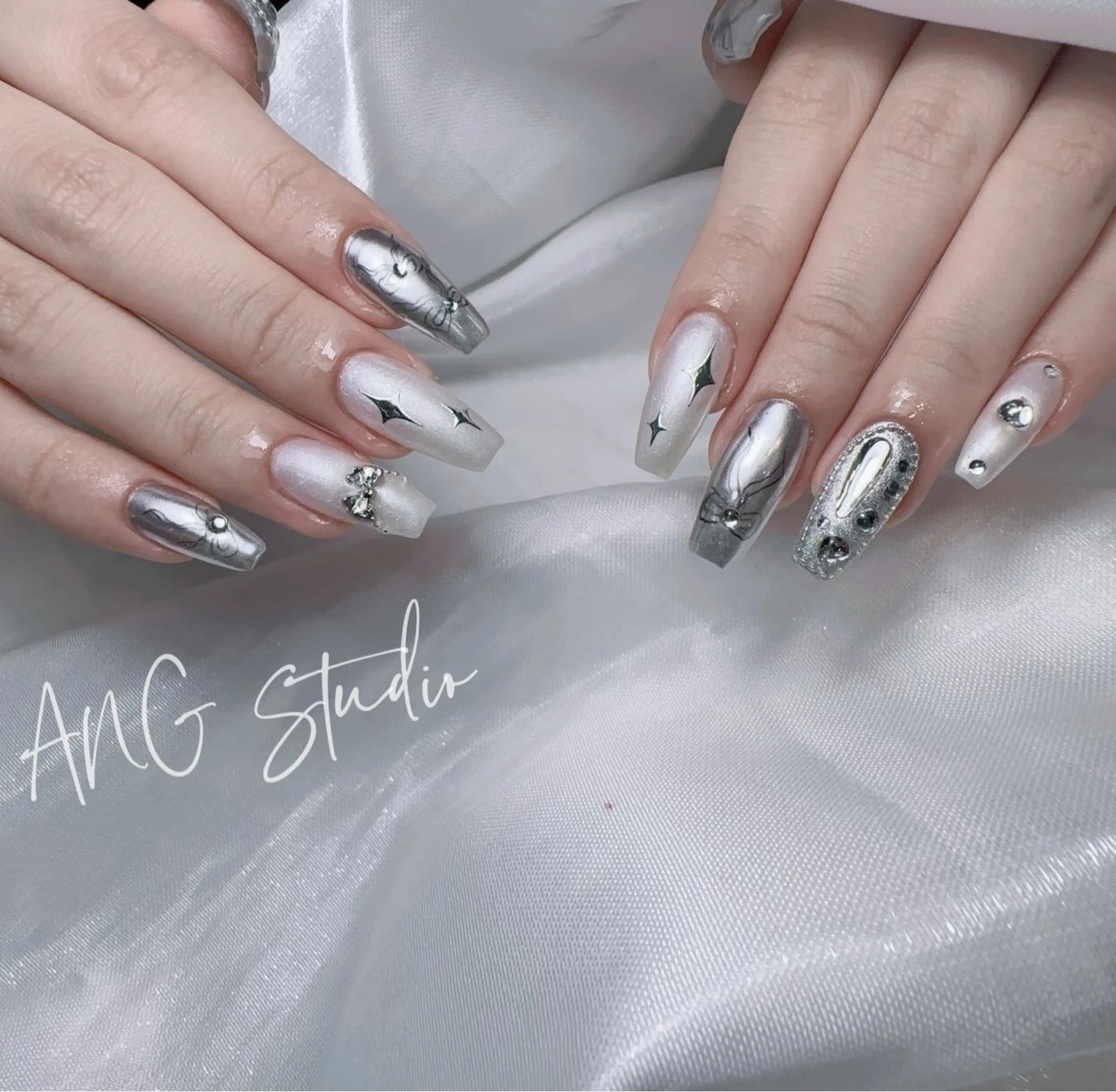 ネイル ハンドネイル ハンドケア ANG Studioのネイルデザイン