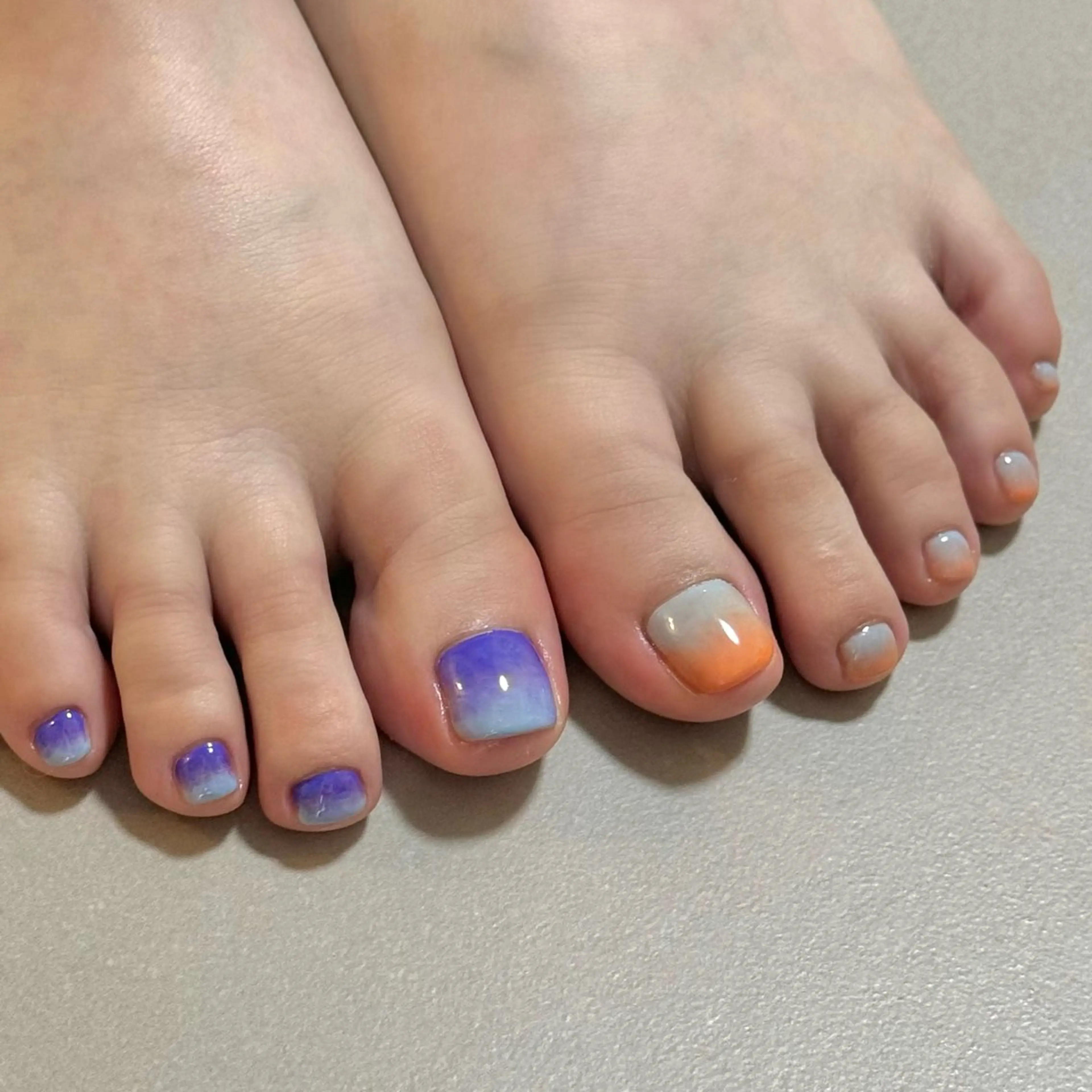 ネイル グラデーション ニュアンスネイル HARUKA ネイリスト福岡/薬院のネイルデザイン