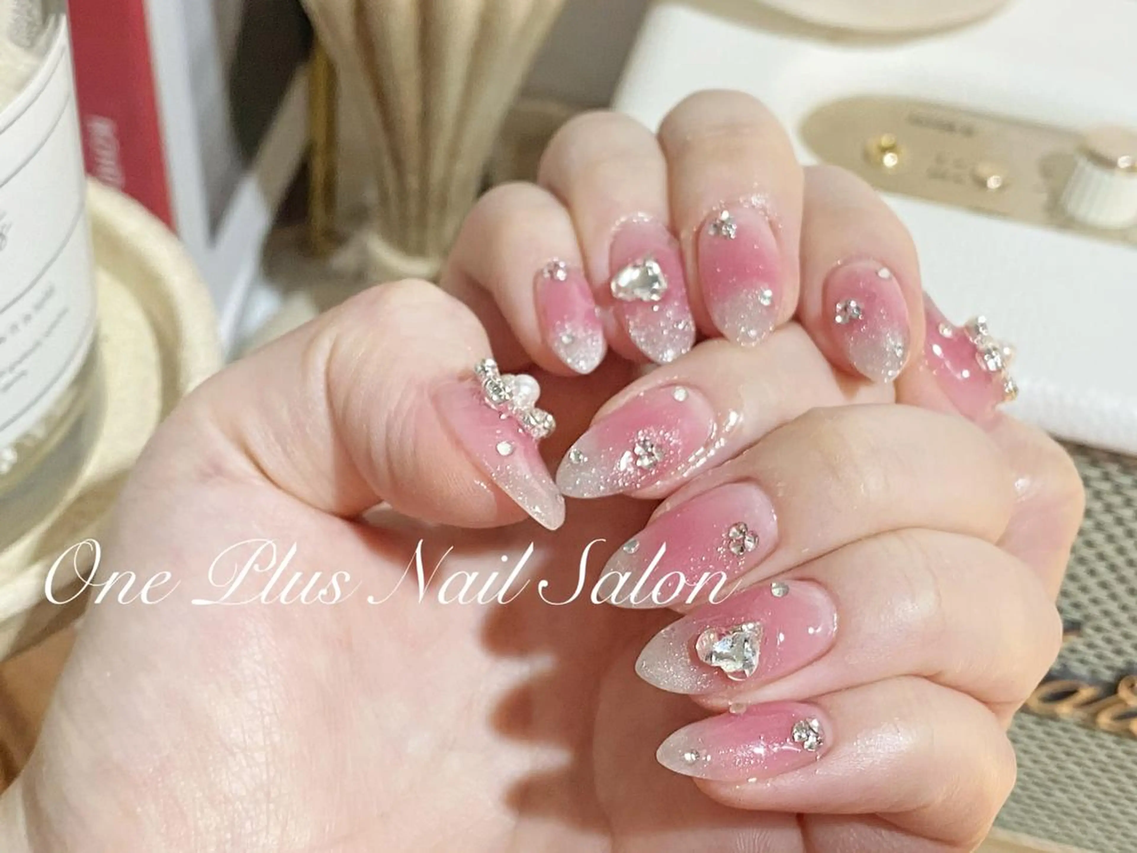 ネイル One Plus Nail Salonのネイルデザイン