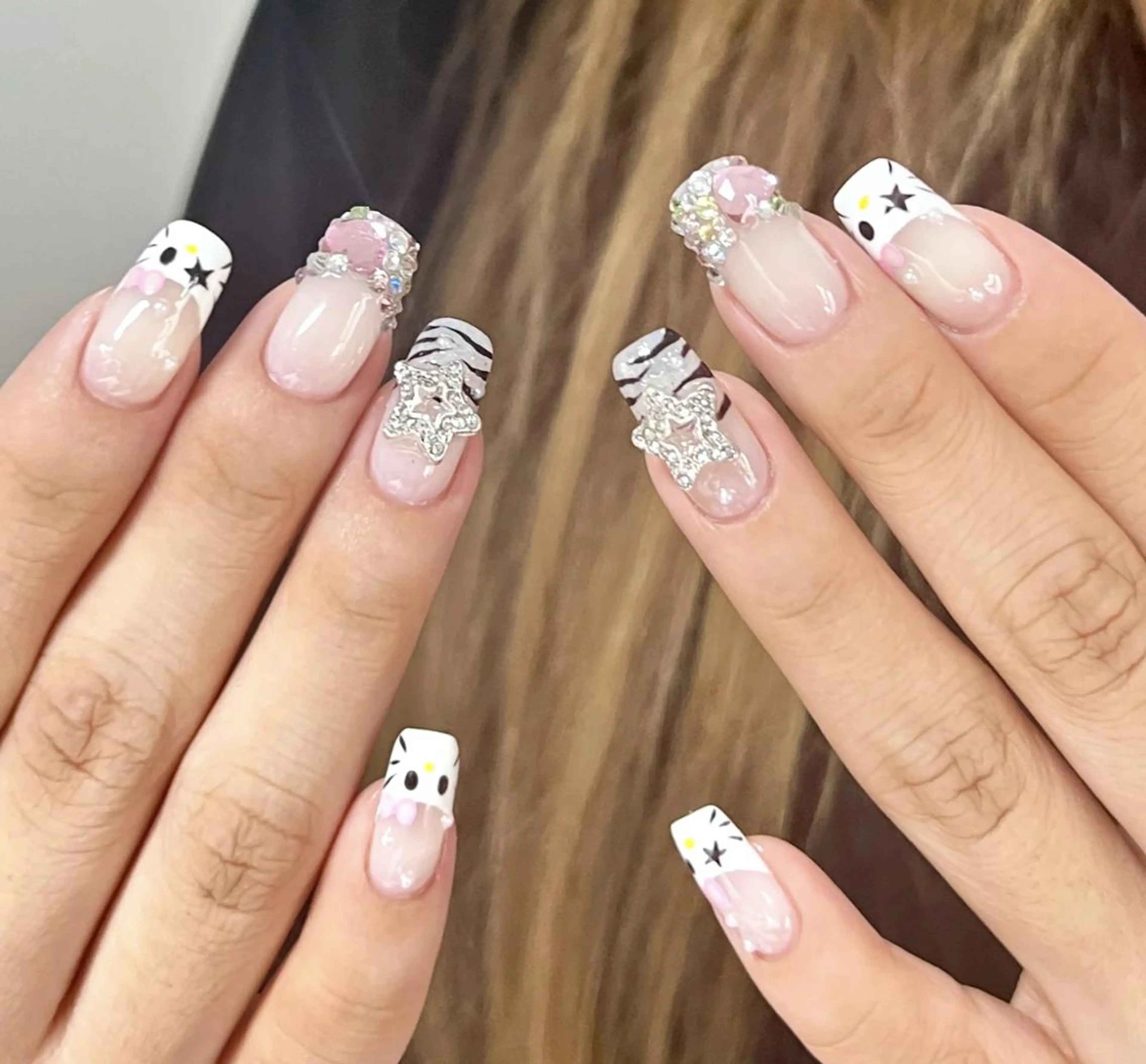 ネイル ハンドネイル Pure&Rich Nailのネイルデザイン