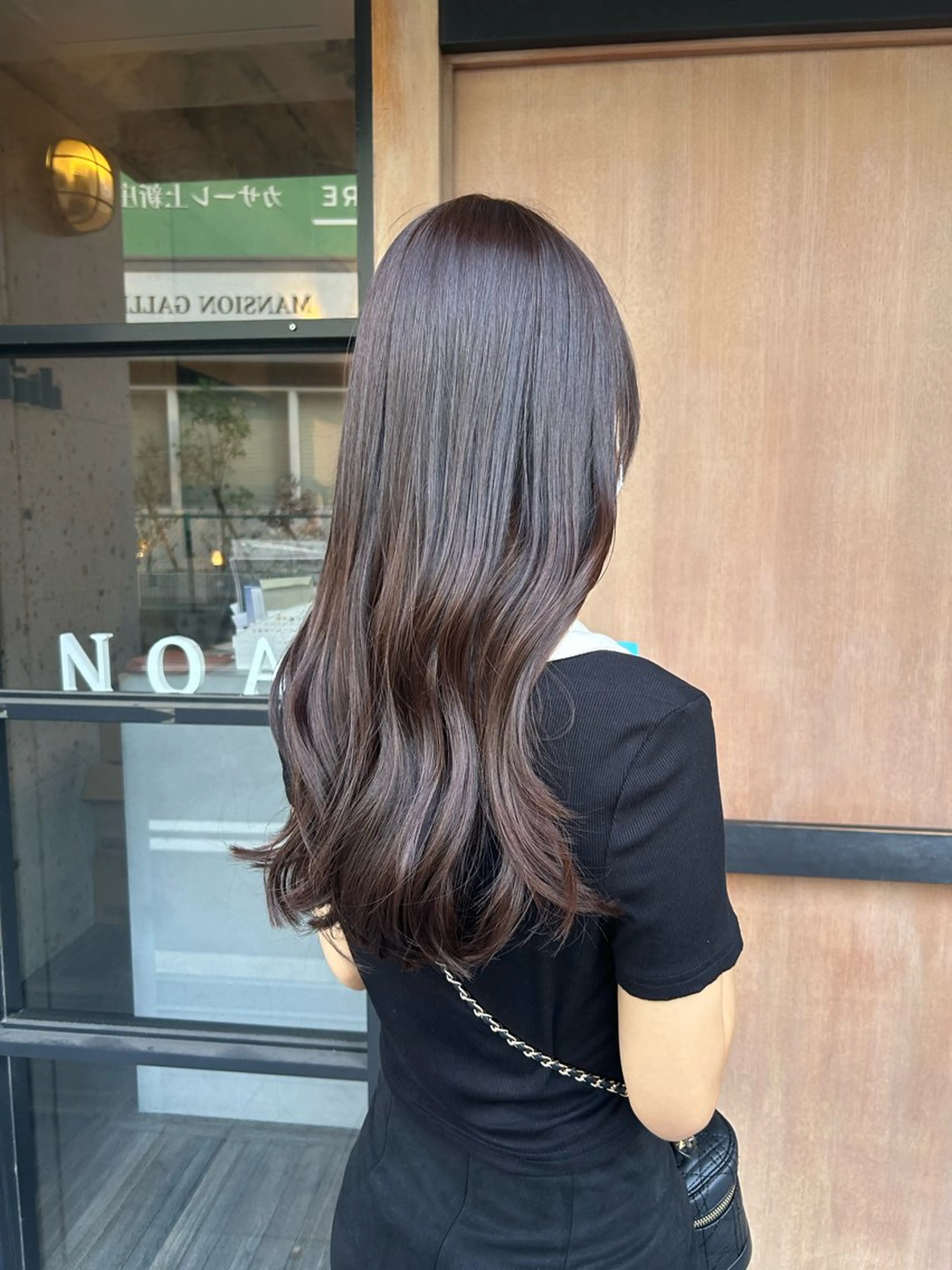 ロング カラー ブラウンカラー チョコレートブラウン かじももな｜女性限定 パーマモデル募集！のヘアスタイル