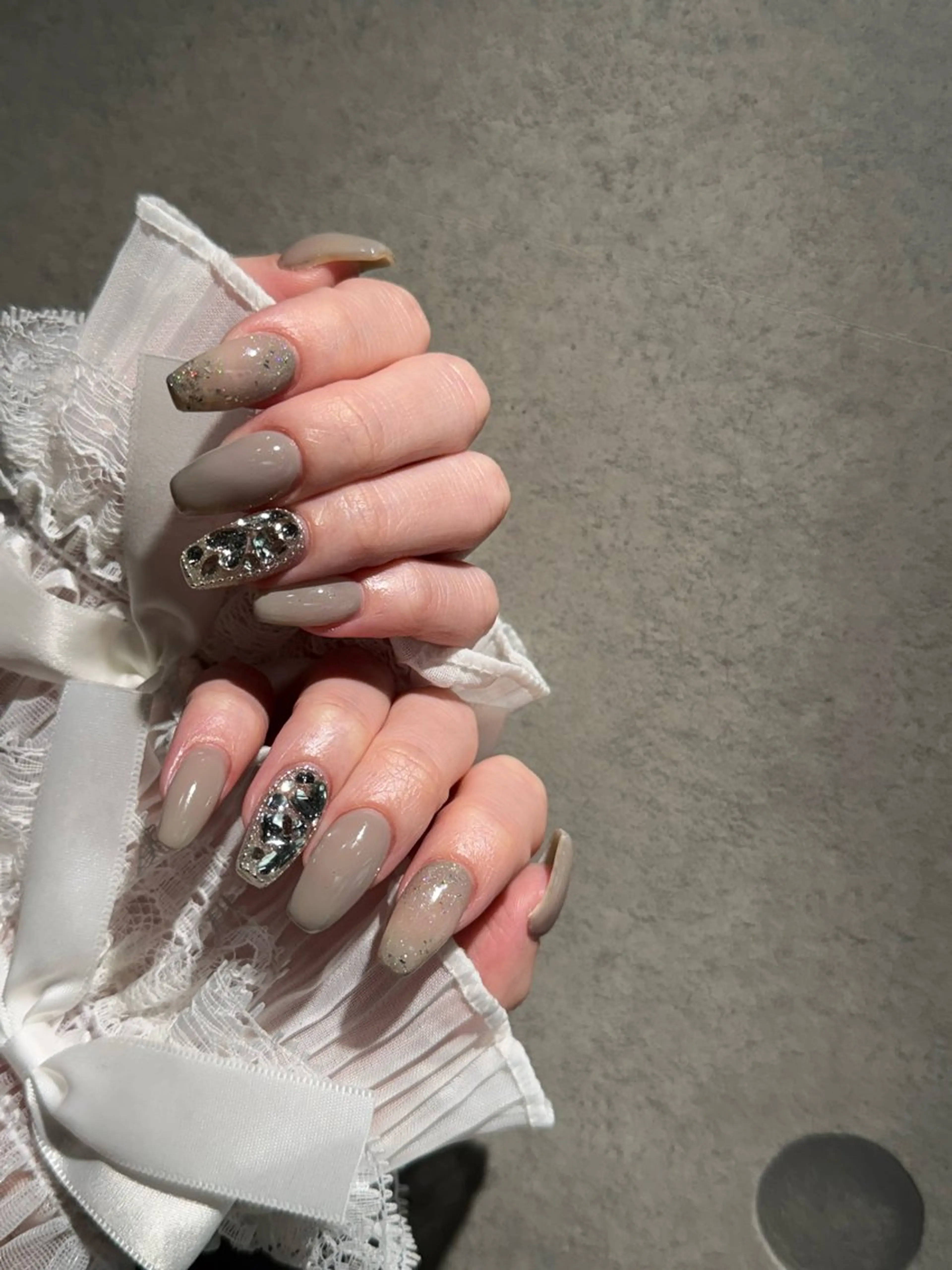 ネイル I-nailロング /ワンホン/キラキラのネイルデザイン