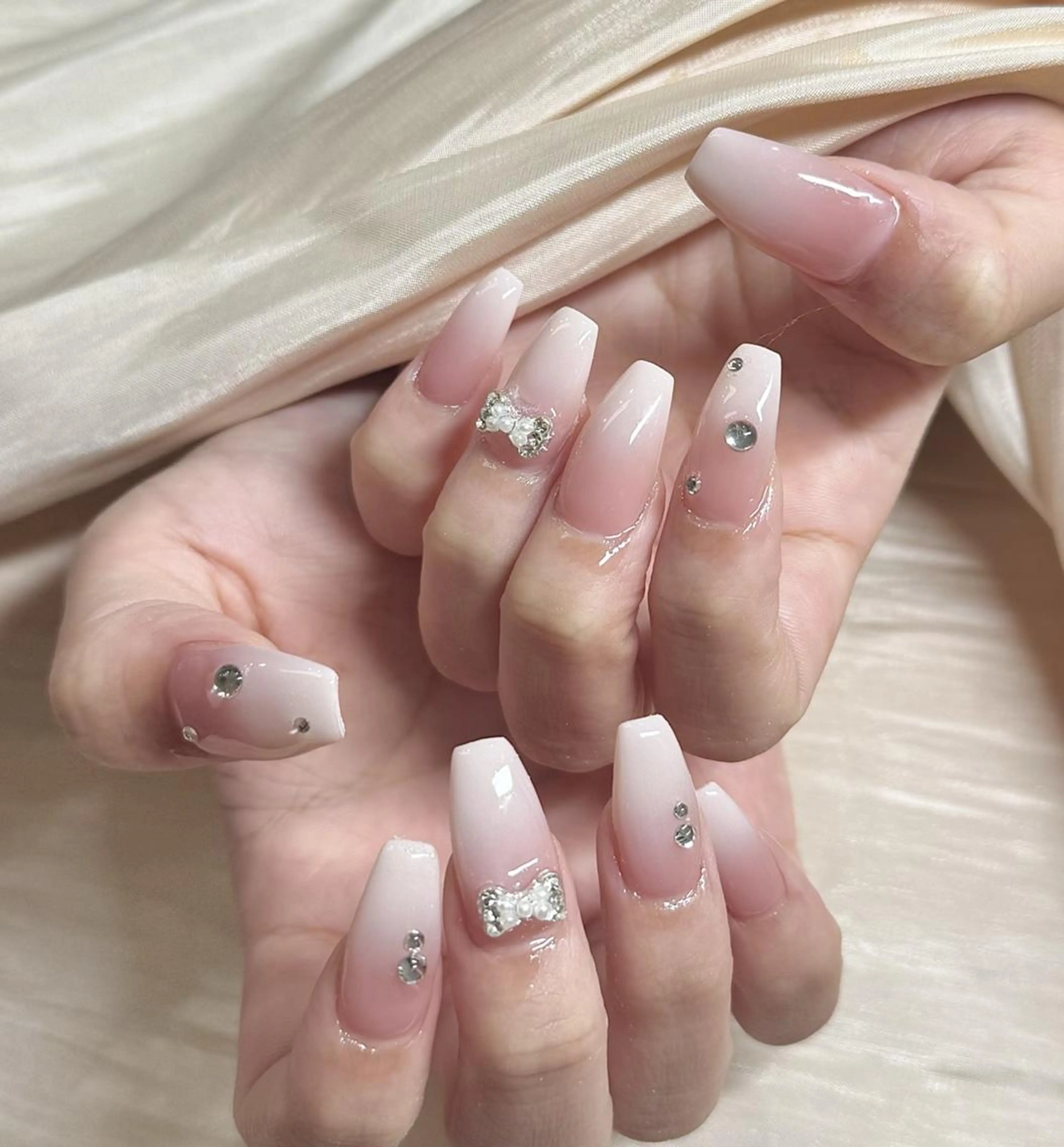 ネイル ハンドネイル 🎀 NaNa_nailのネイルデザイン